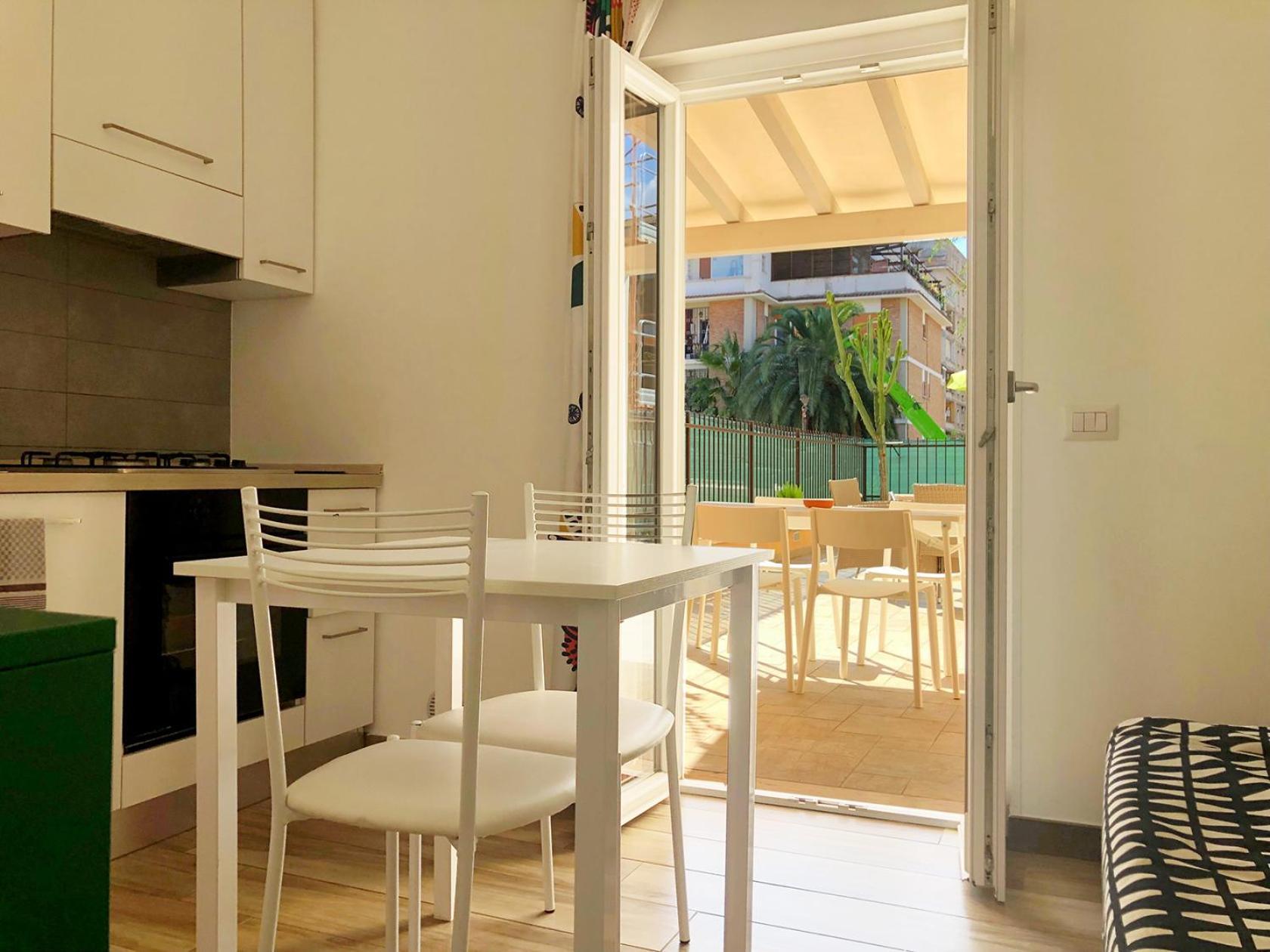 Apartment Wonderful Little Gem With A Large Private Terrace! *