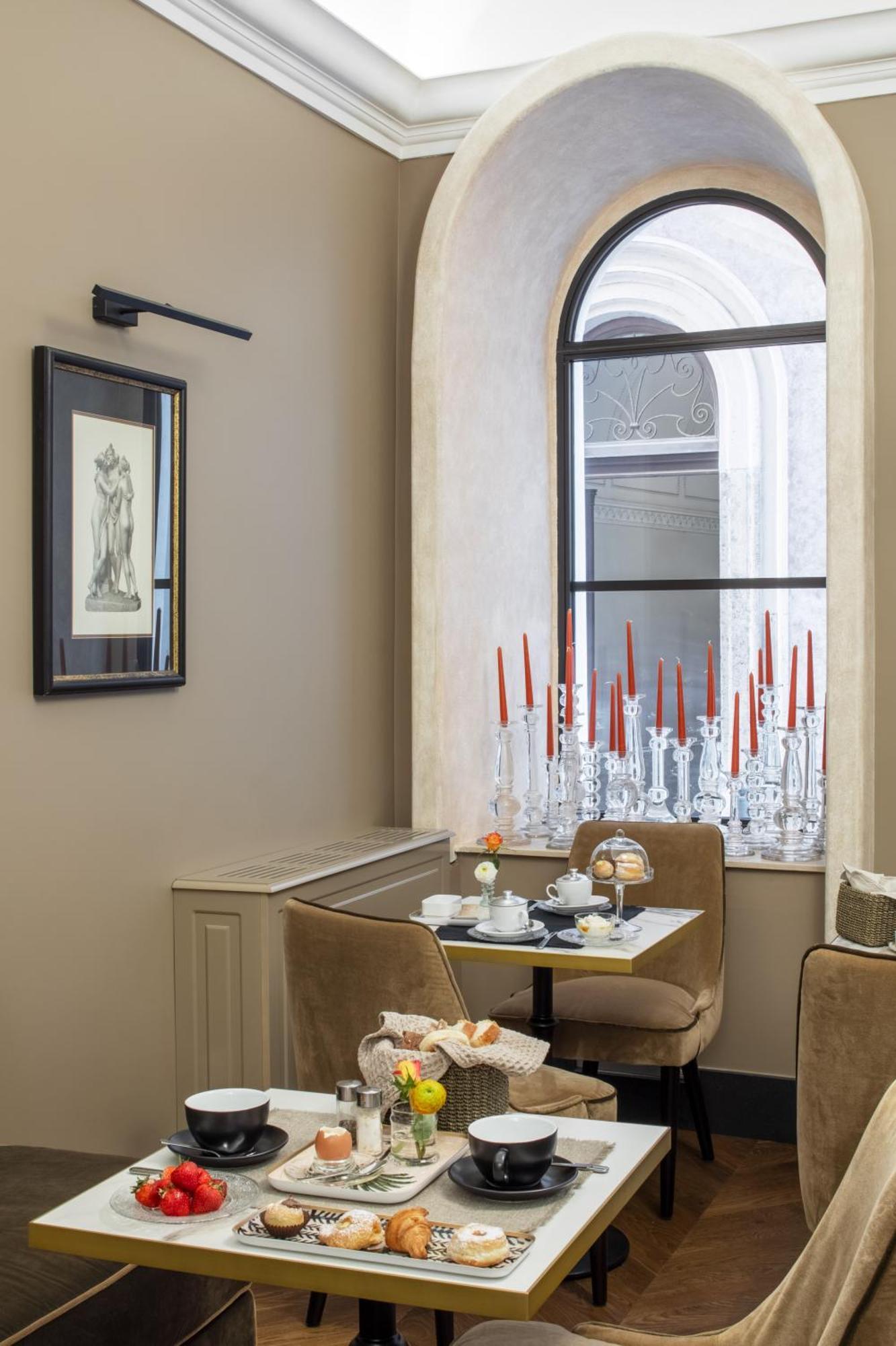 Hotel Adriano Rooftop 4*