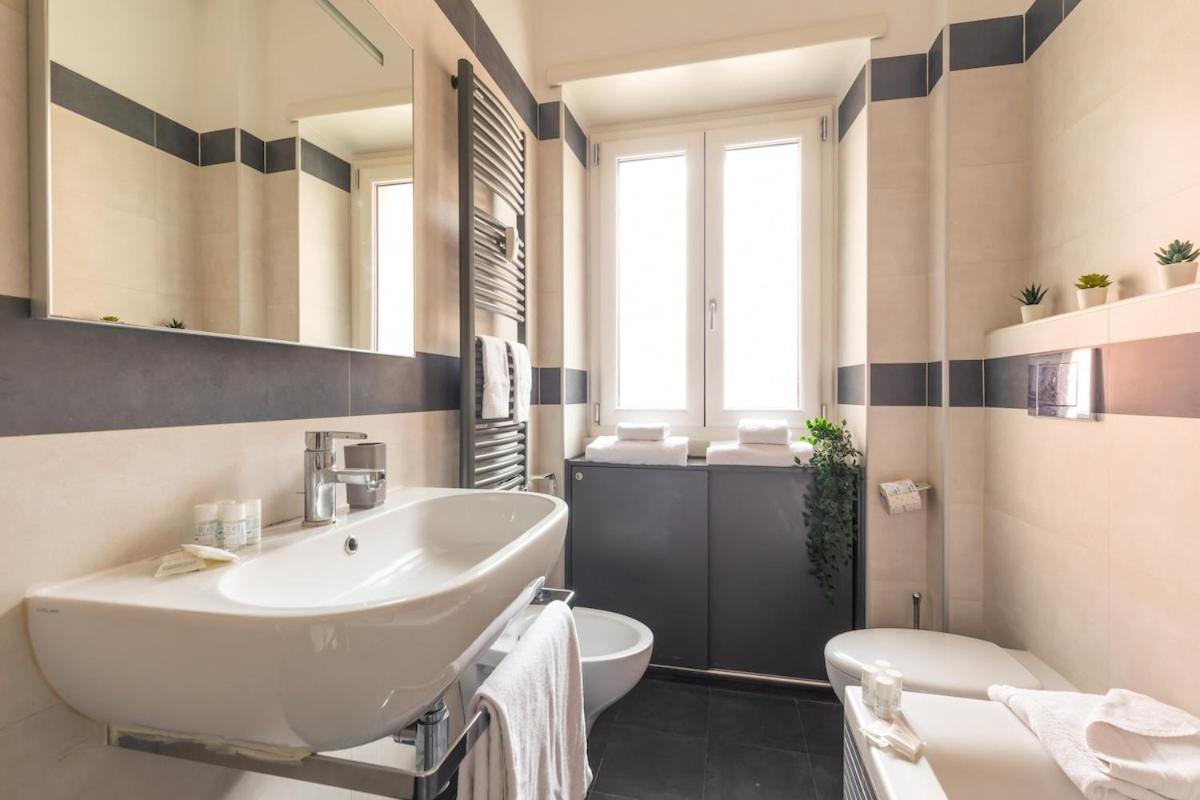 Elegante E Luminoso Con Metro Vicina Apartment *