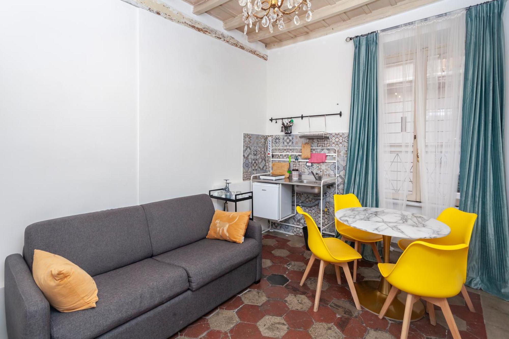 Apartment Palazzo Sant'elena Rome