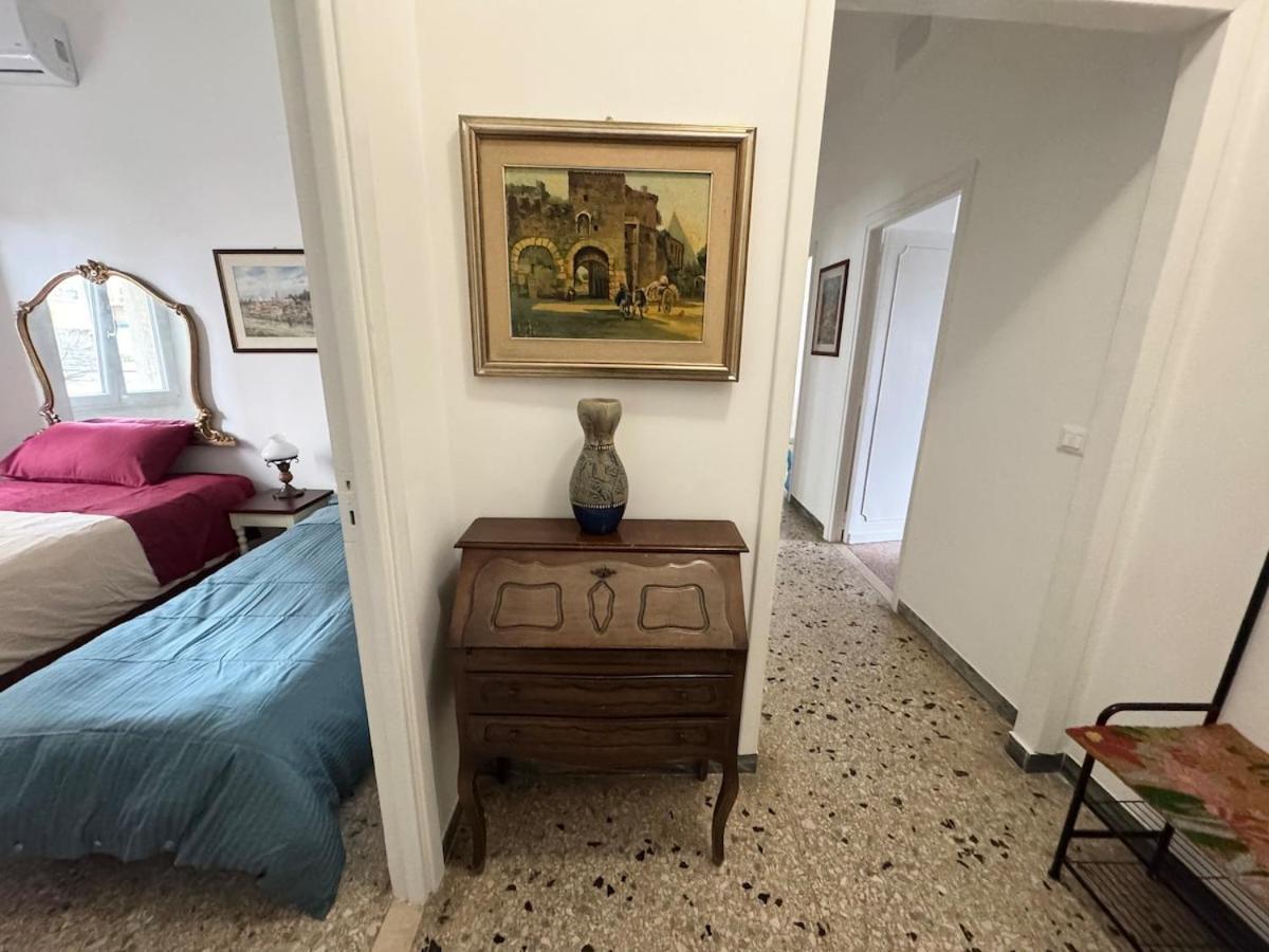 Piramide-ostiense Two Bedroom Rome