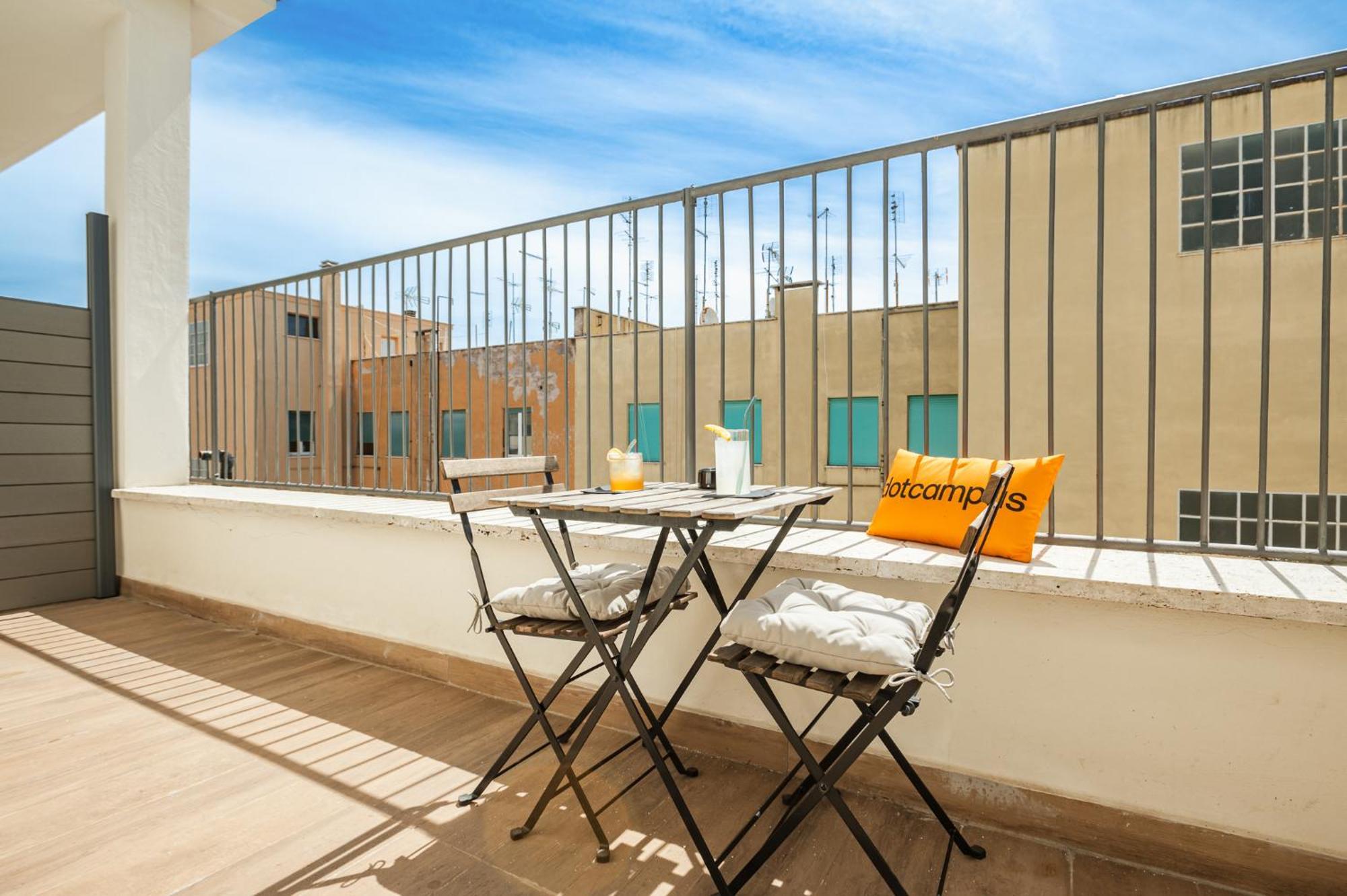 Dotcampus Center Hotel