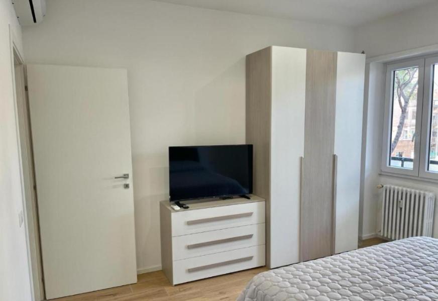 Appartamento Pm 34 Viale Imperatore Guest House - 50 Mt From Metro San Paolo *