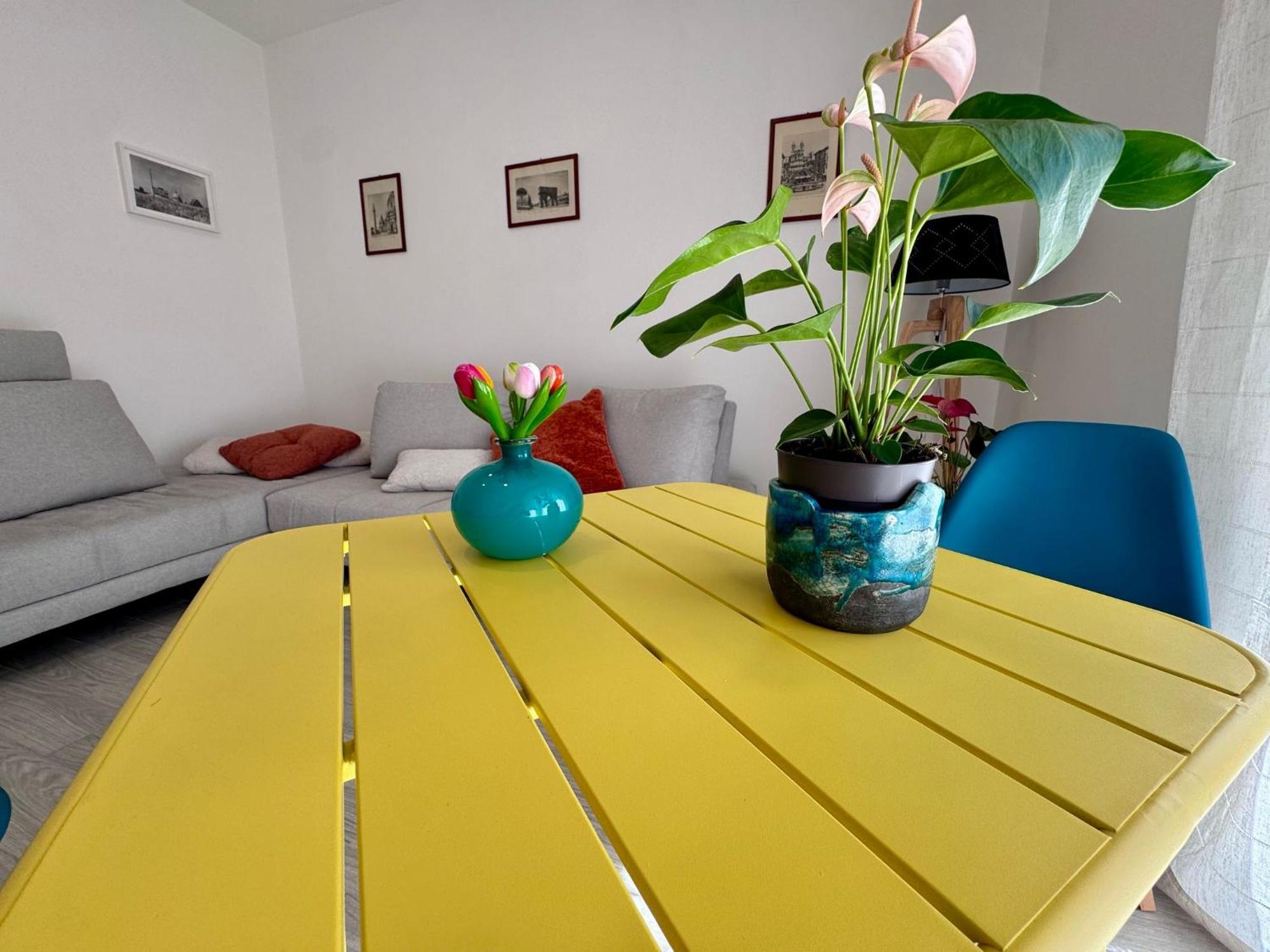 Costabella Guest house