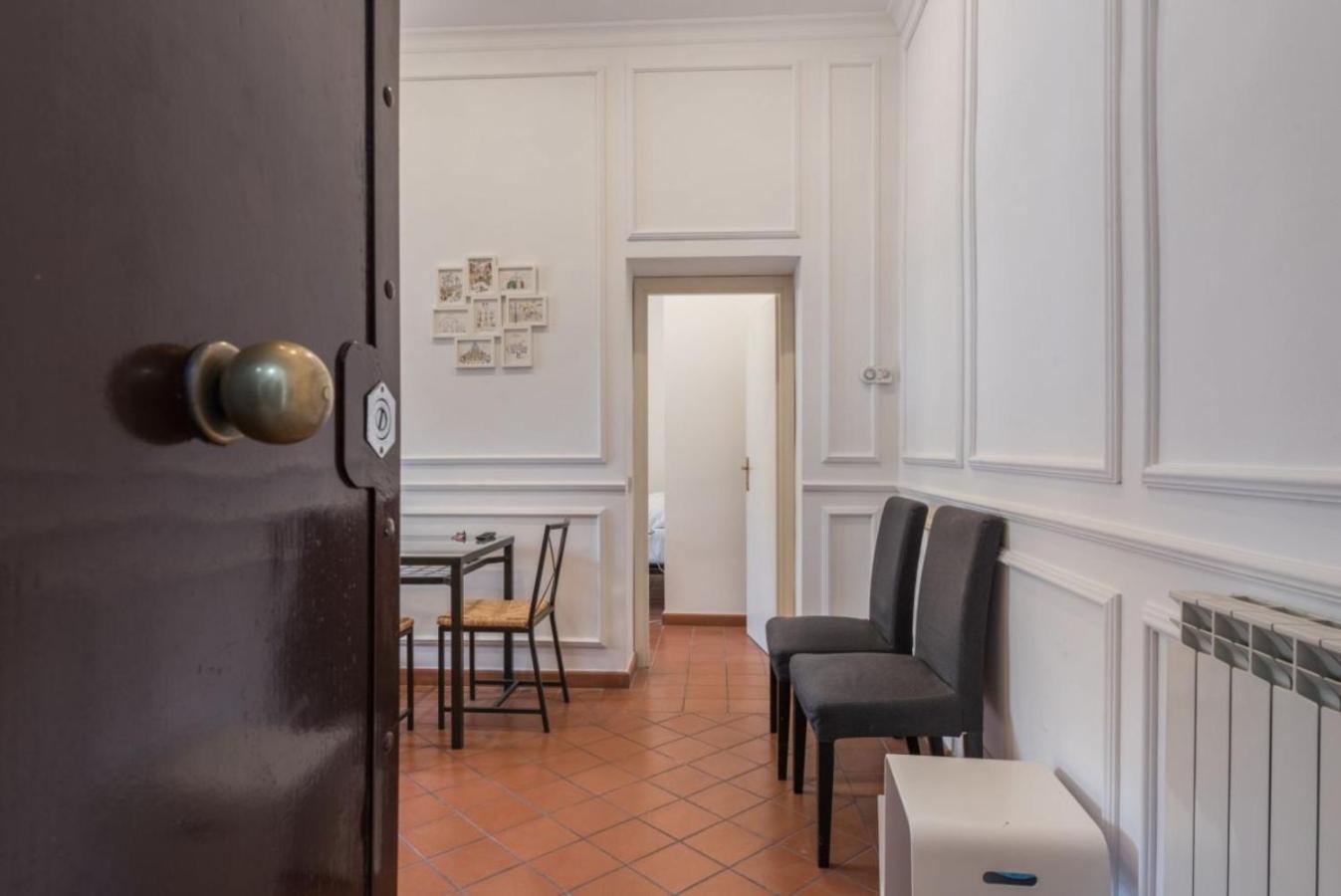 Apartment Joivy Lovely Flats Next To Fontana Di Trevi