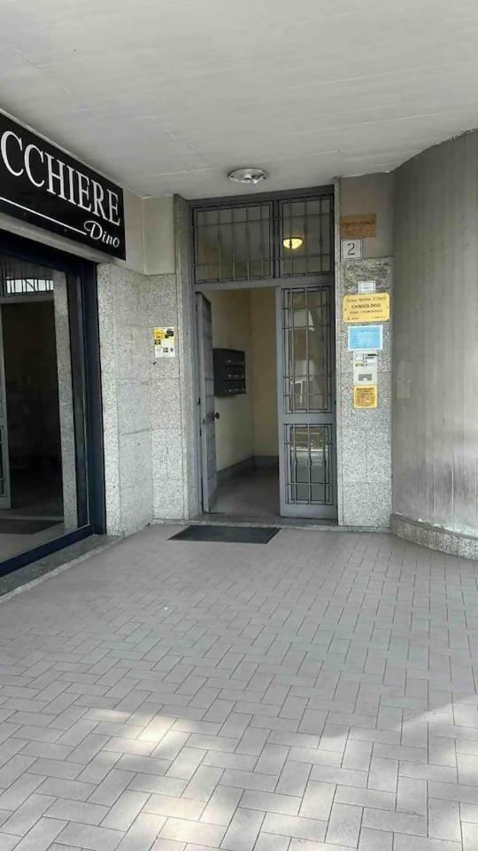 Angolo Di Climatizzatowifiparkingmetro C Rome