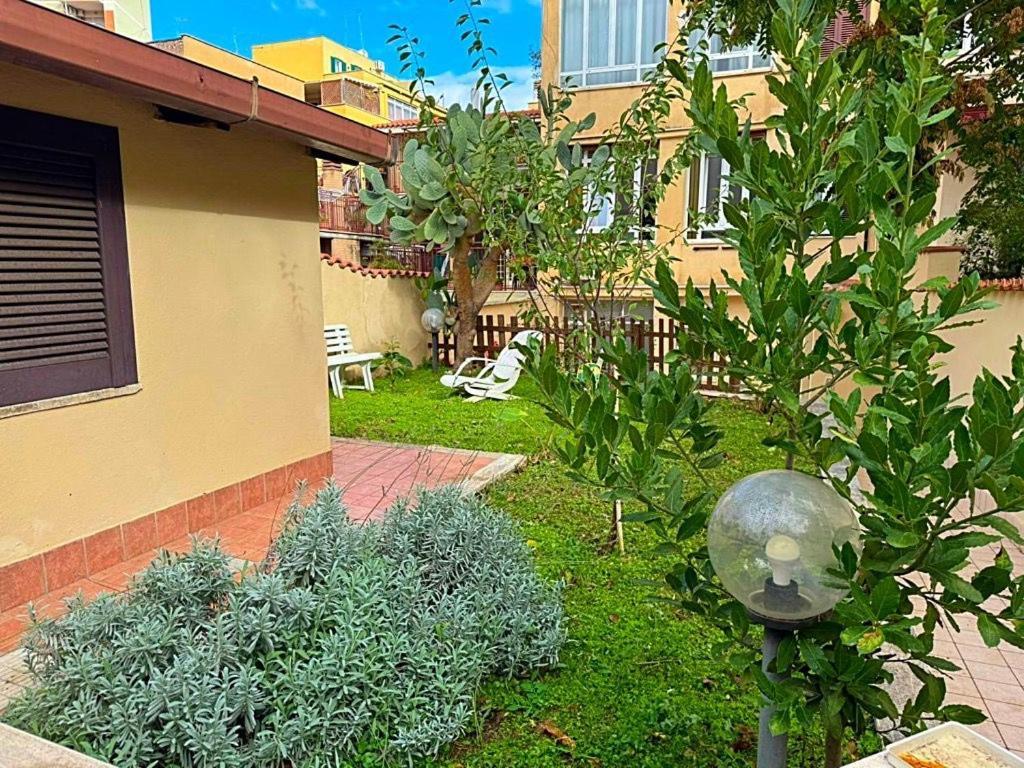 Ltpanella Rose Flat Apartment