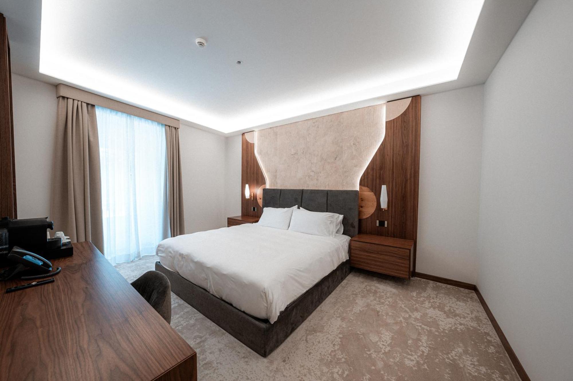Via Veneto - L'essenza Di Hotel Rome