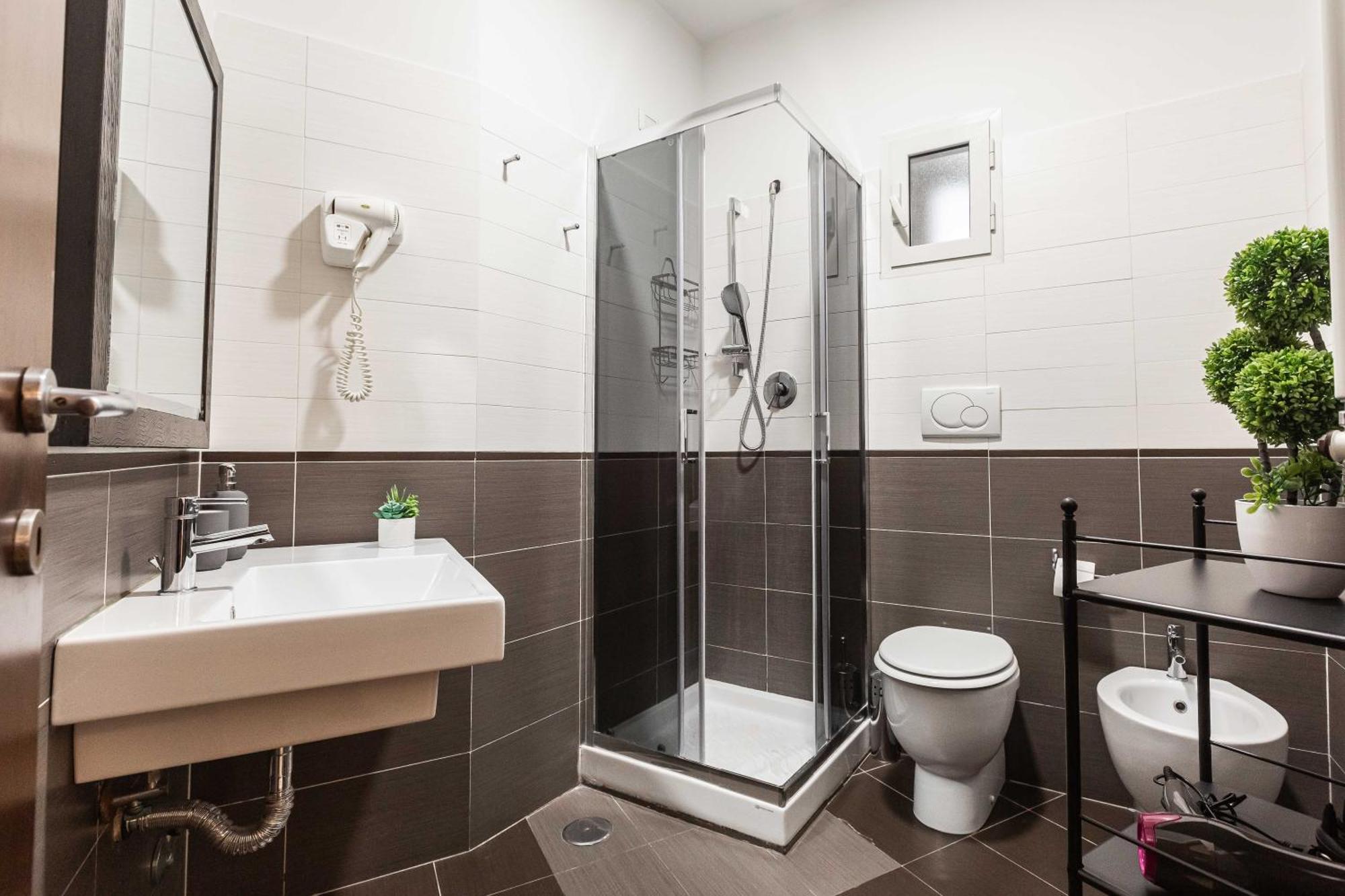 Renovated 2-bdr Flat Statuto - Zen 51 * Rome