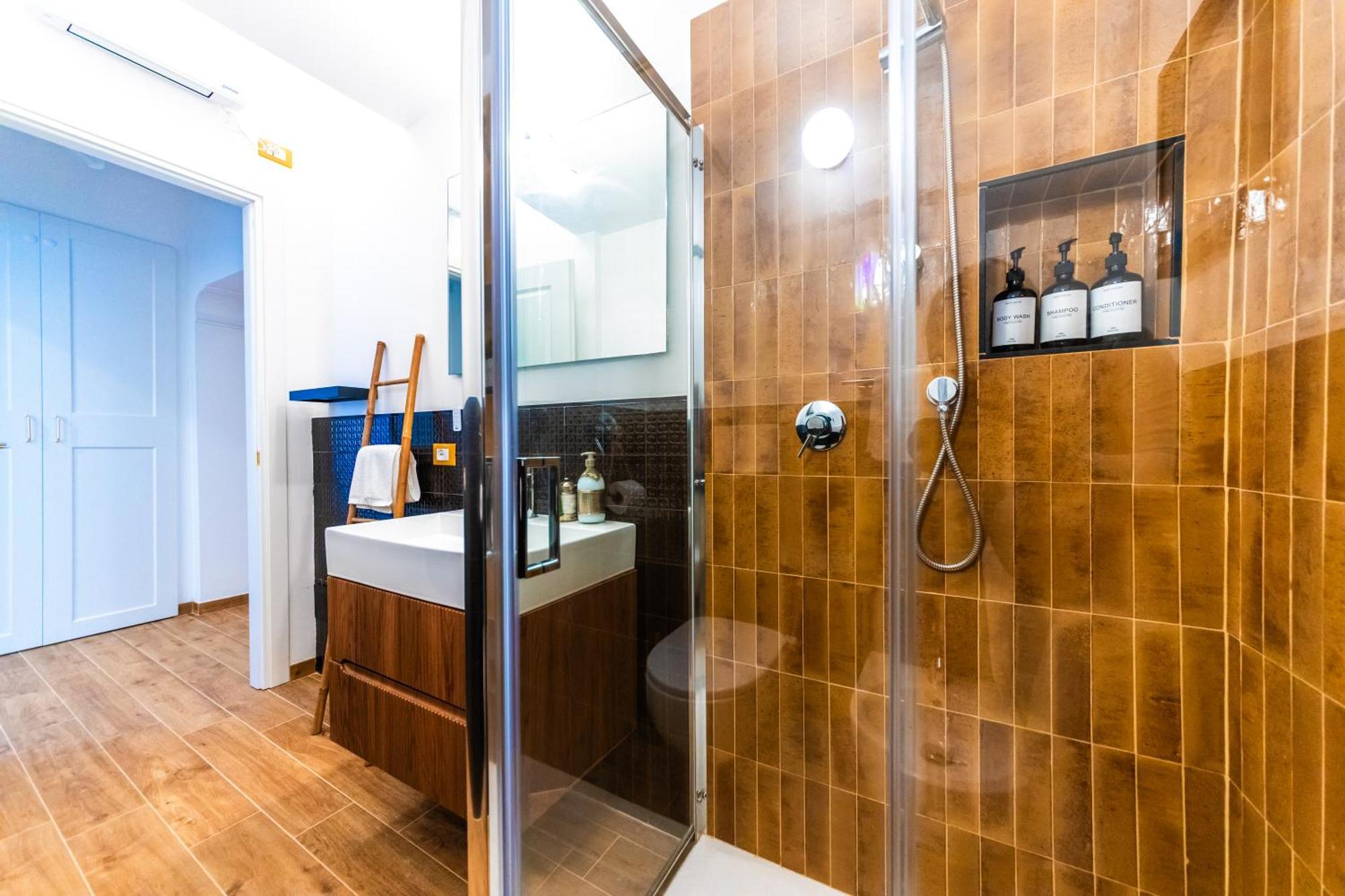 Casa Fen Palazzo Storico - Re Di Metro A - 2camere2bagni