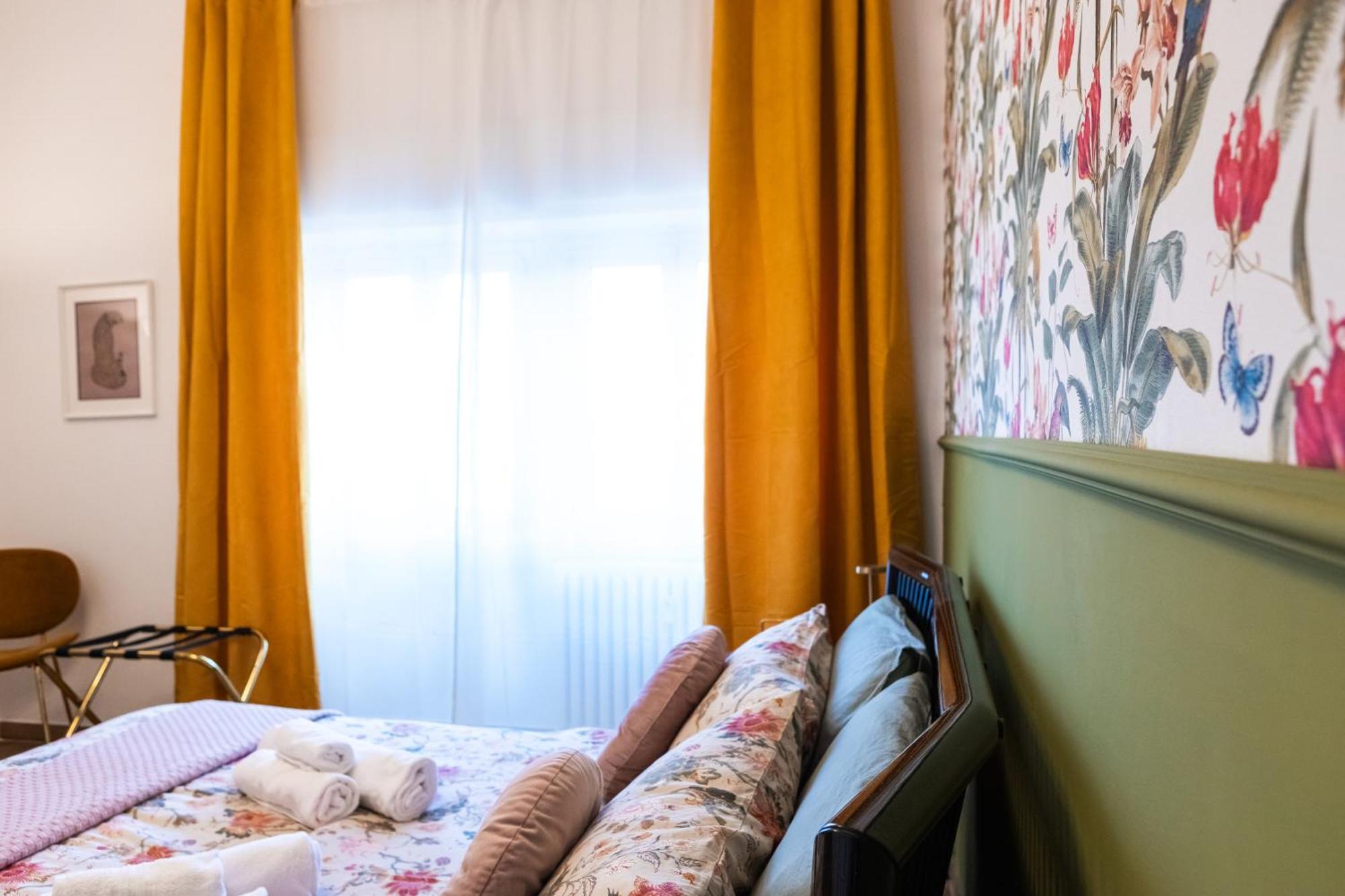 Apartment Casa Fen Palazzo Storico - Re Di Metro A - 2camere2bagni Rome