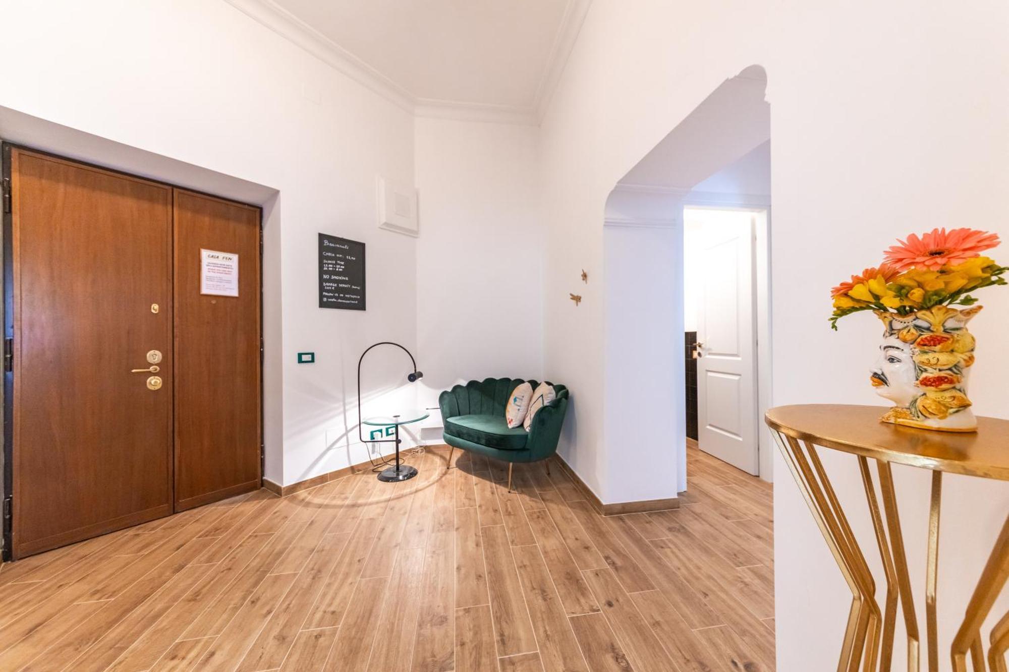 Apartment Casa Fen Palazzo Storico - Re Di Metro A - 2camere2bagni