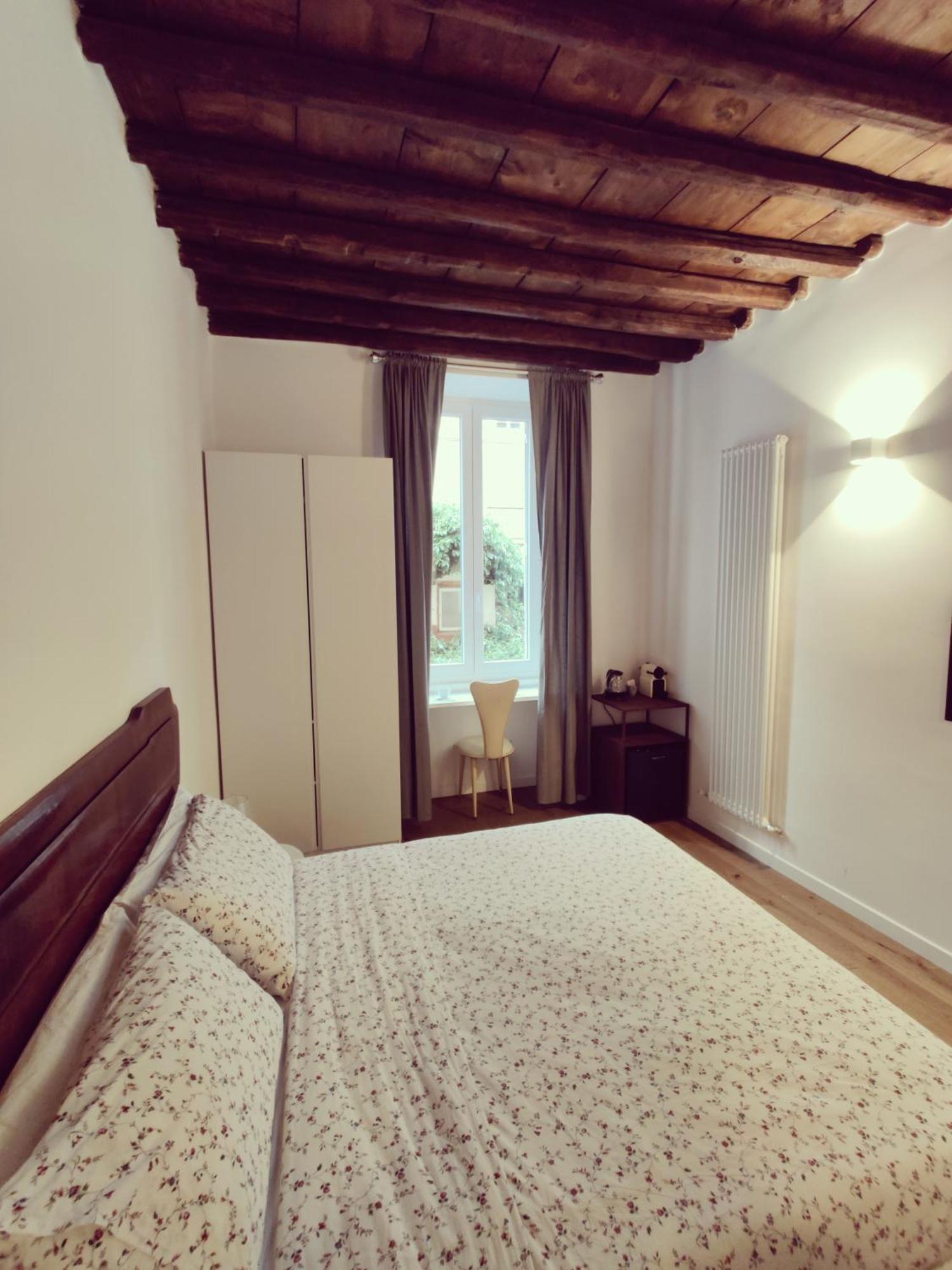 Guest house Forum