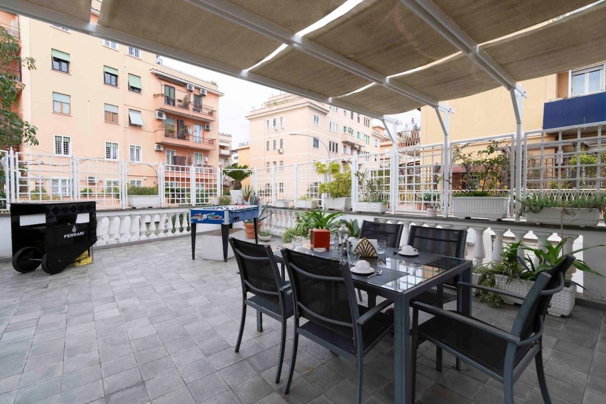 Hermes Apartment *