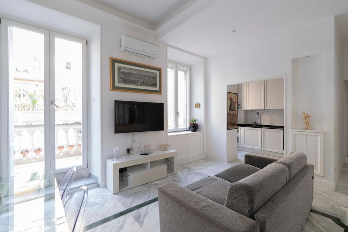 Hermes Apartment *