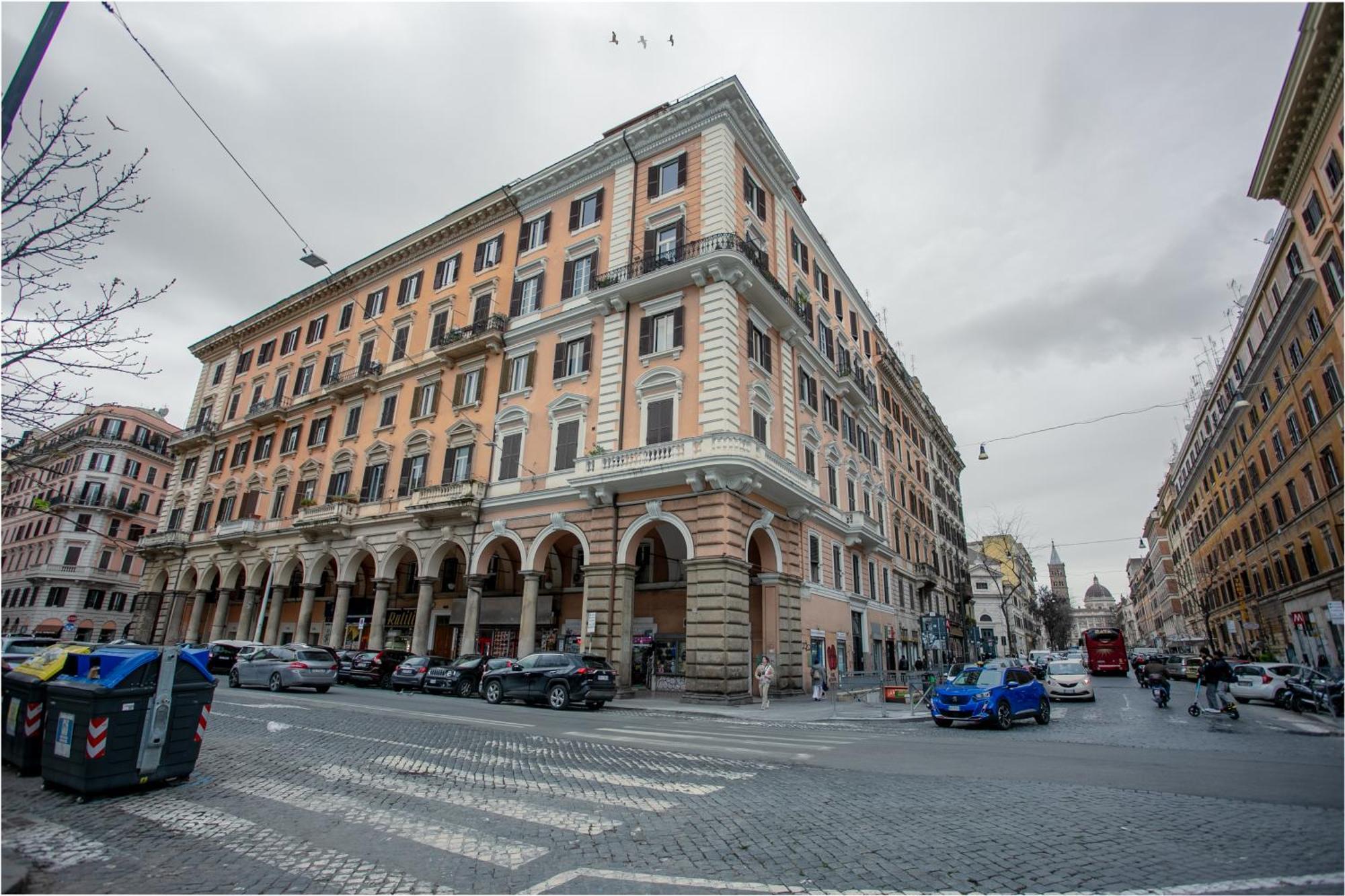 Le Regine - - Adult Only Guest house