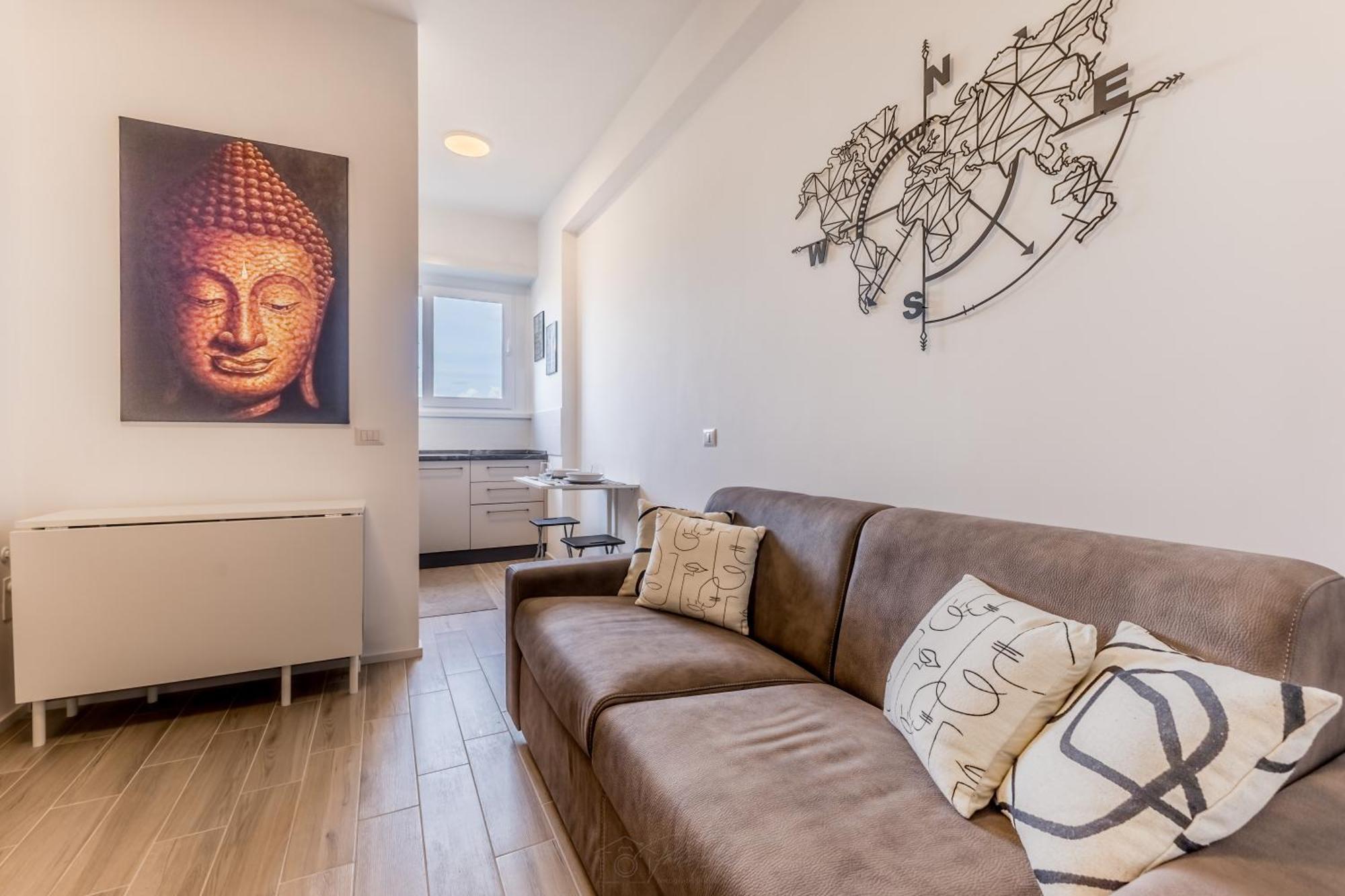 Domus Urbe Piramide Apartment *