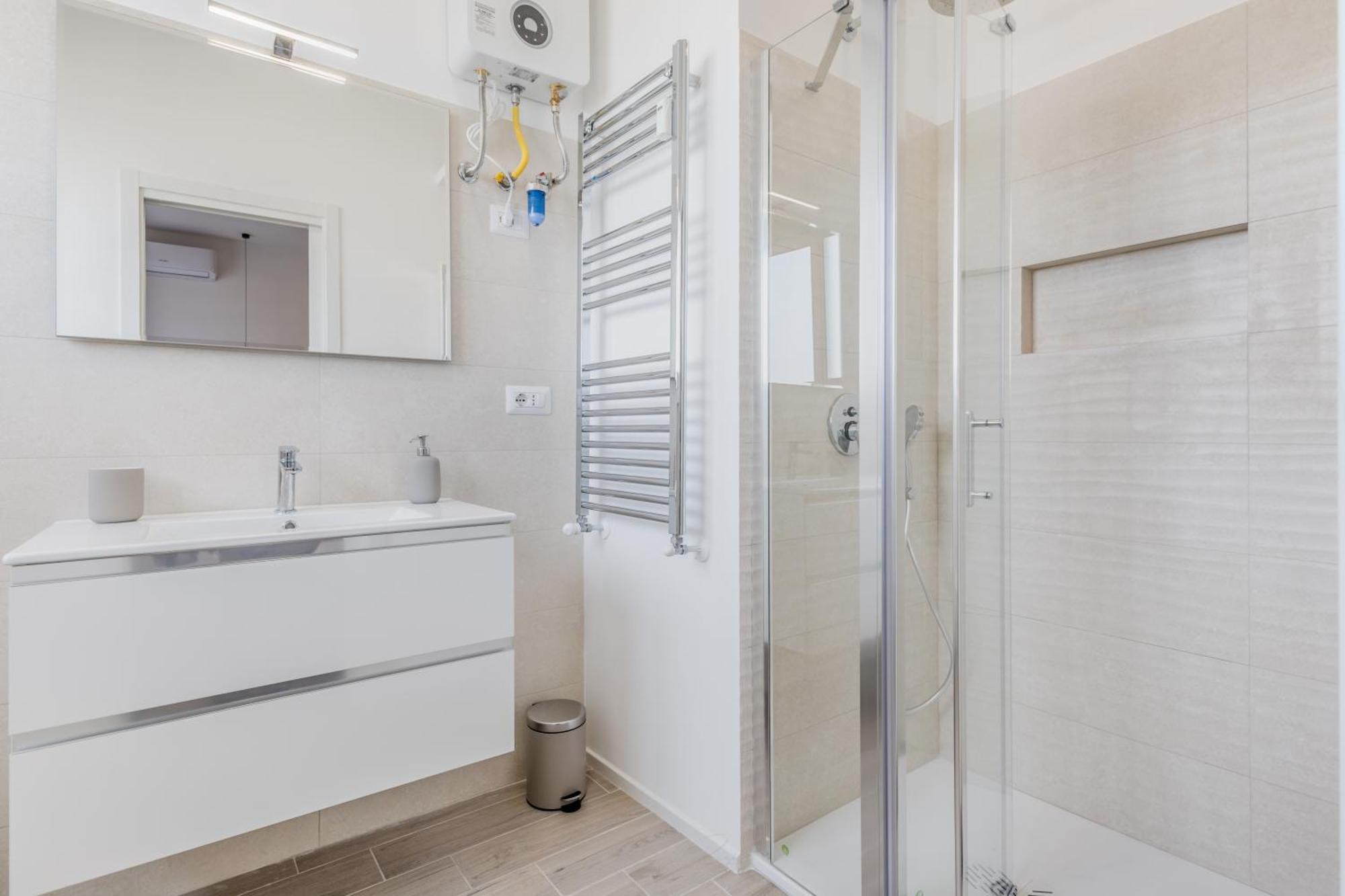 Domus Urbe Piramide Apartment Rome