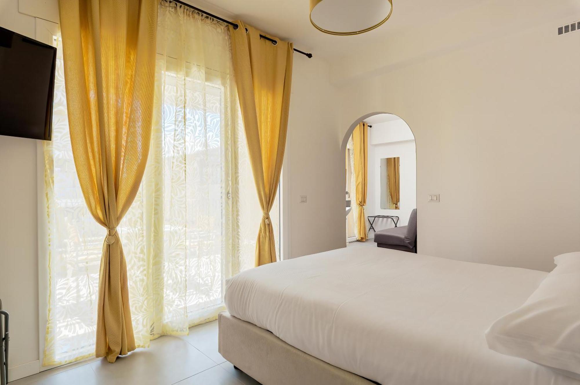 Guest house Actus Palace & By Ghor