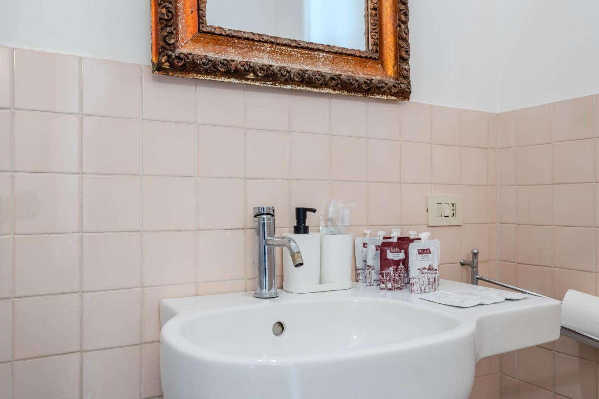 Turati Apartment *