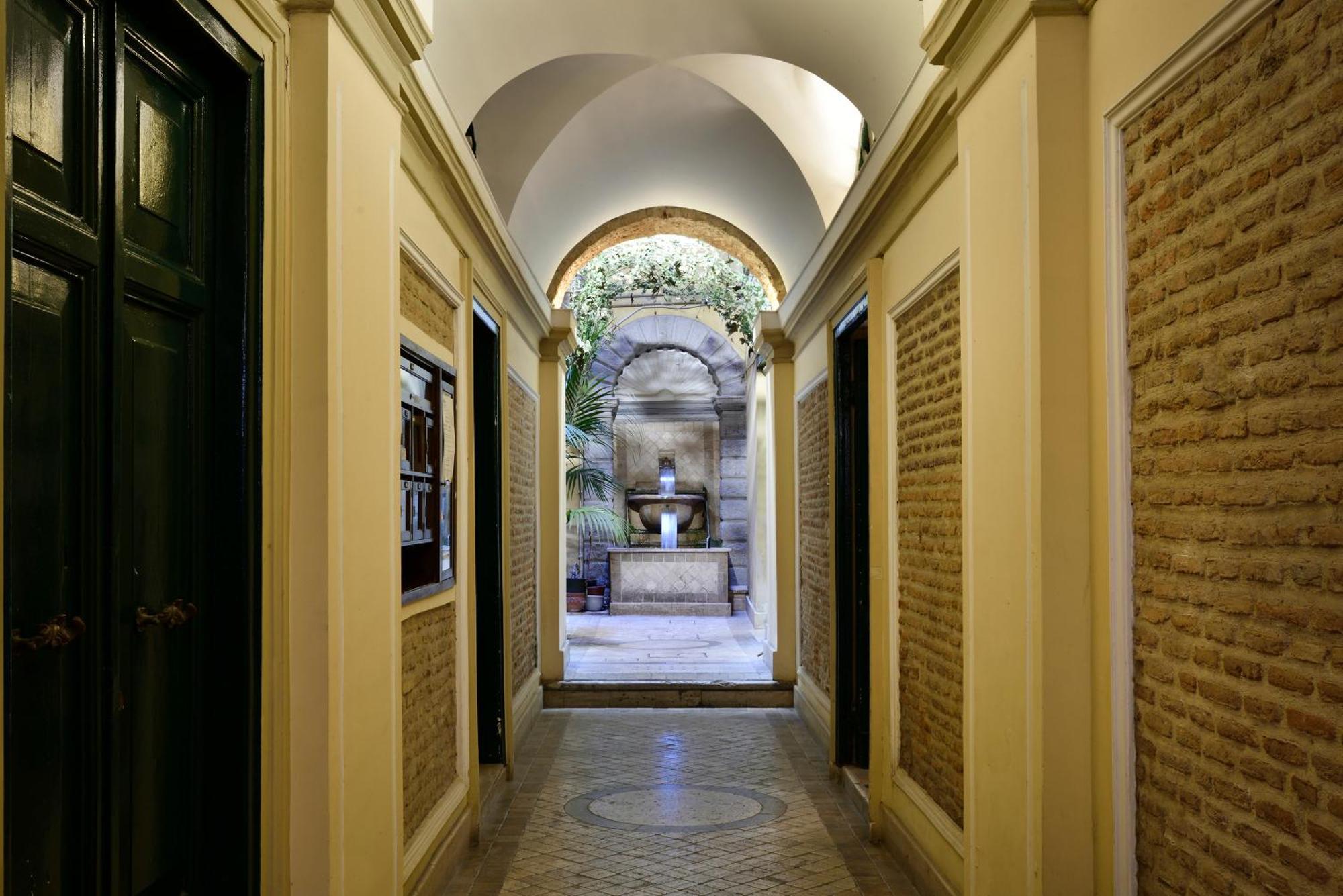 Palazzo Tridente Guest house *