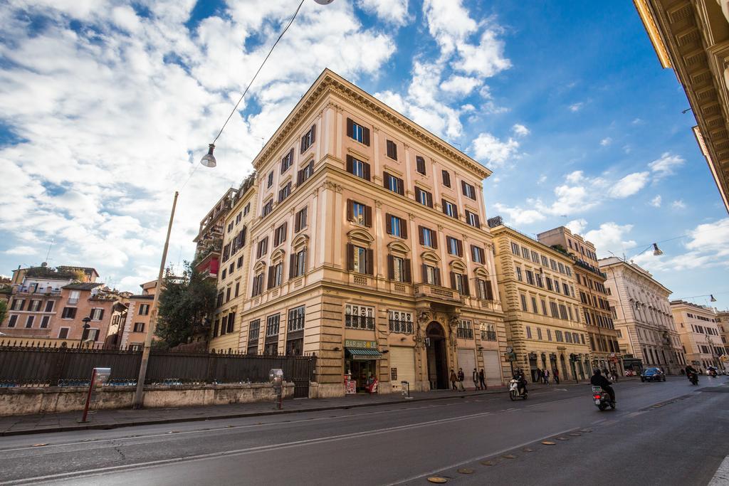 The Club Navona Guest house *