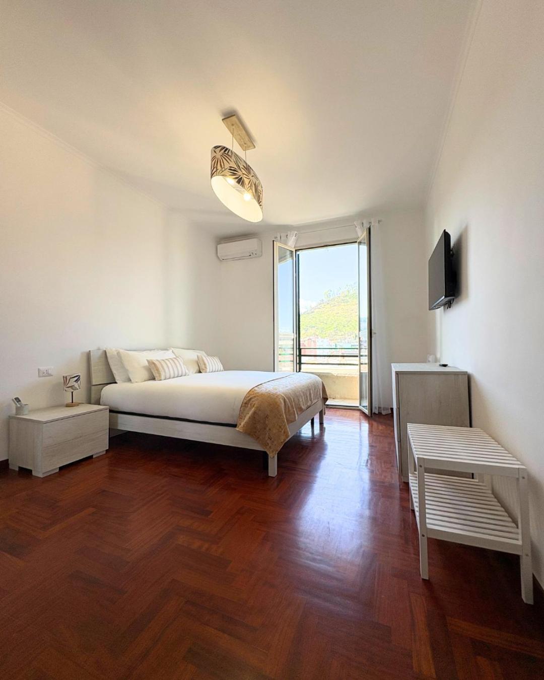 Casa Alice Near Vatican - Modern, High Floor With View Apartment *
