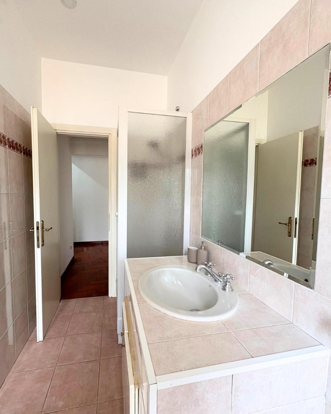 Casa Alice Near Vatican - Modern, High Floor With View *