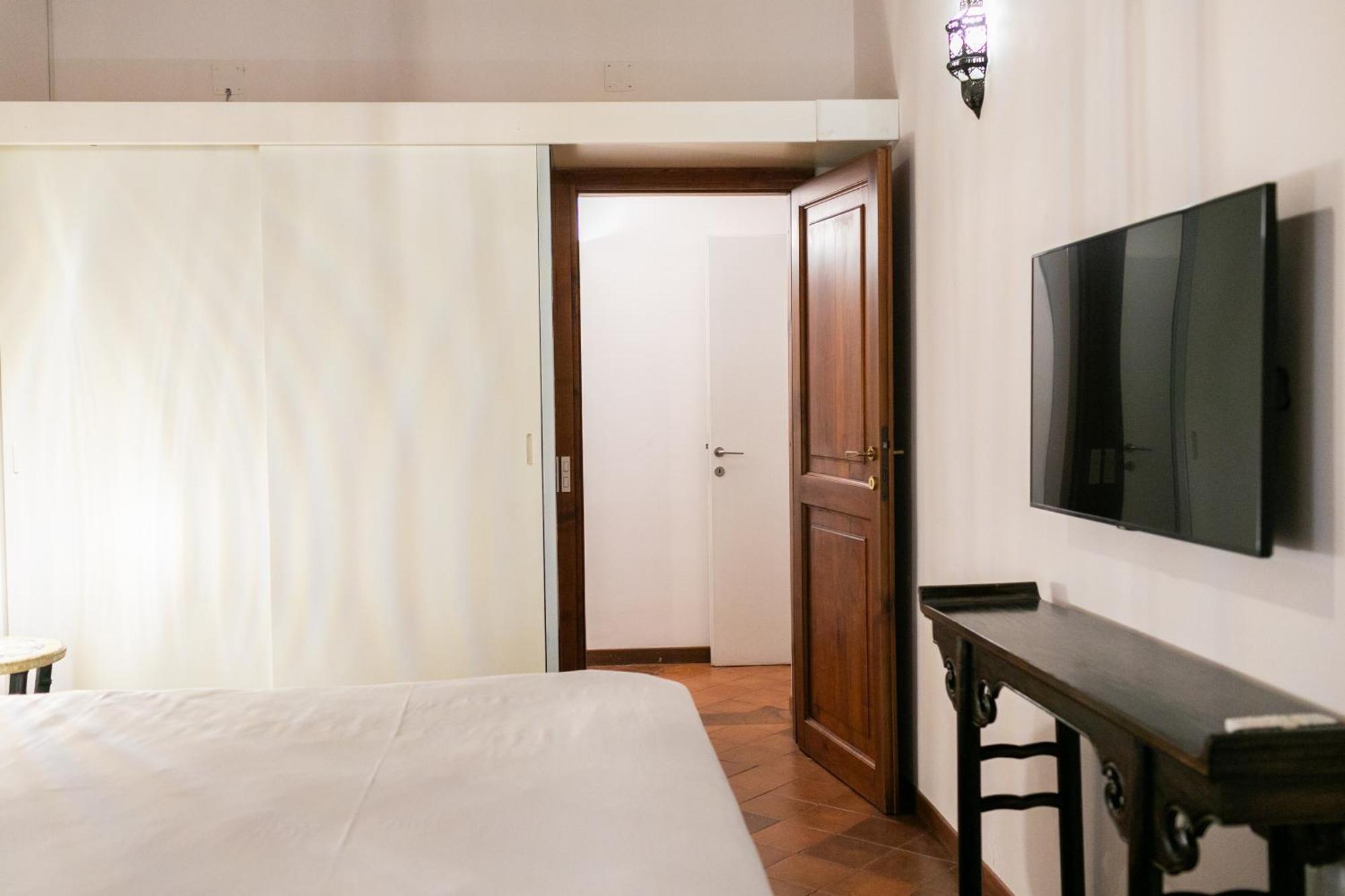 Incentrum Aparthotel Rome