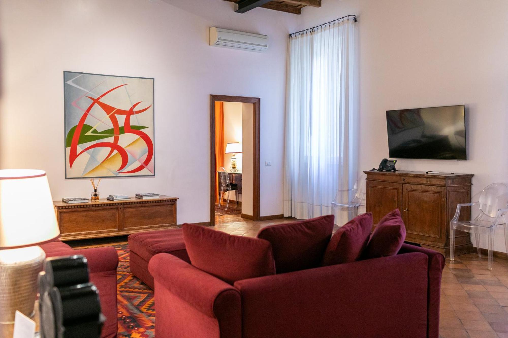 Incentrum 2* Rome