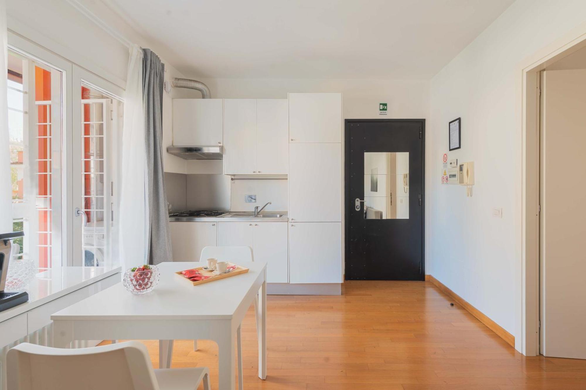 Loverhome 3 * Roma