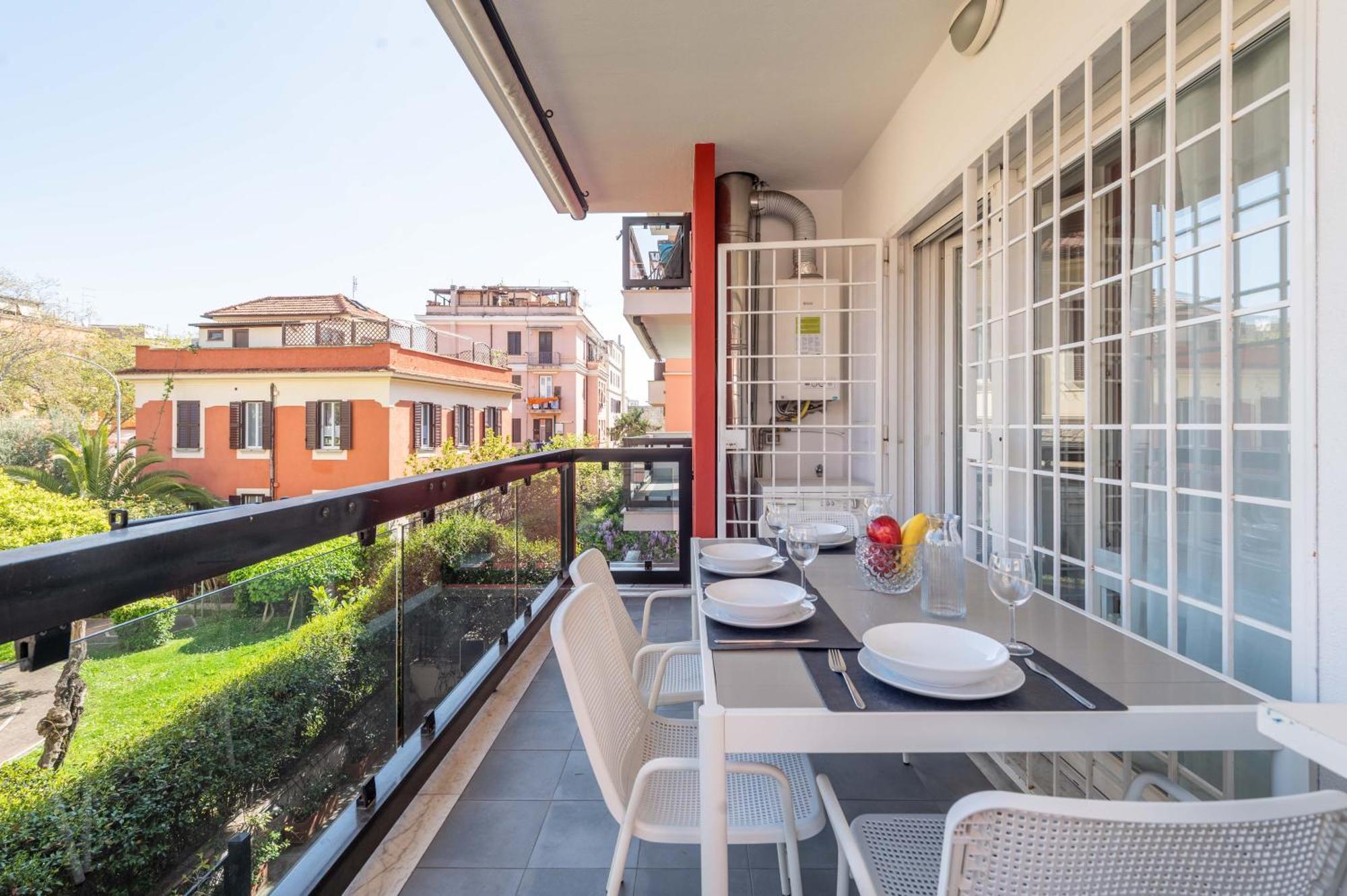 Loverhome 3 Roma
