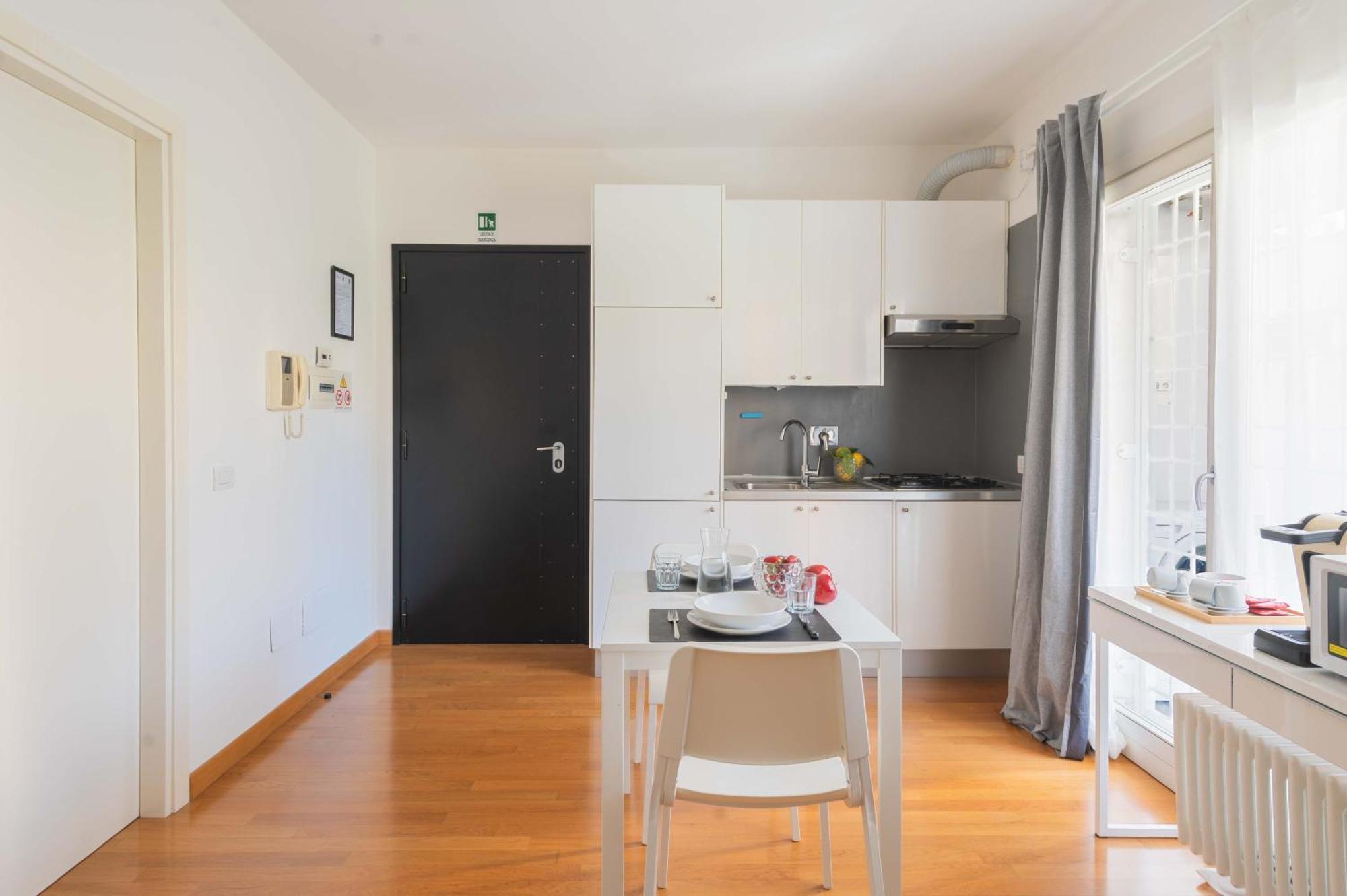 Loverhome 3 *