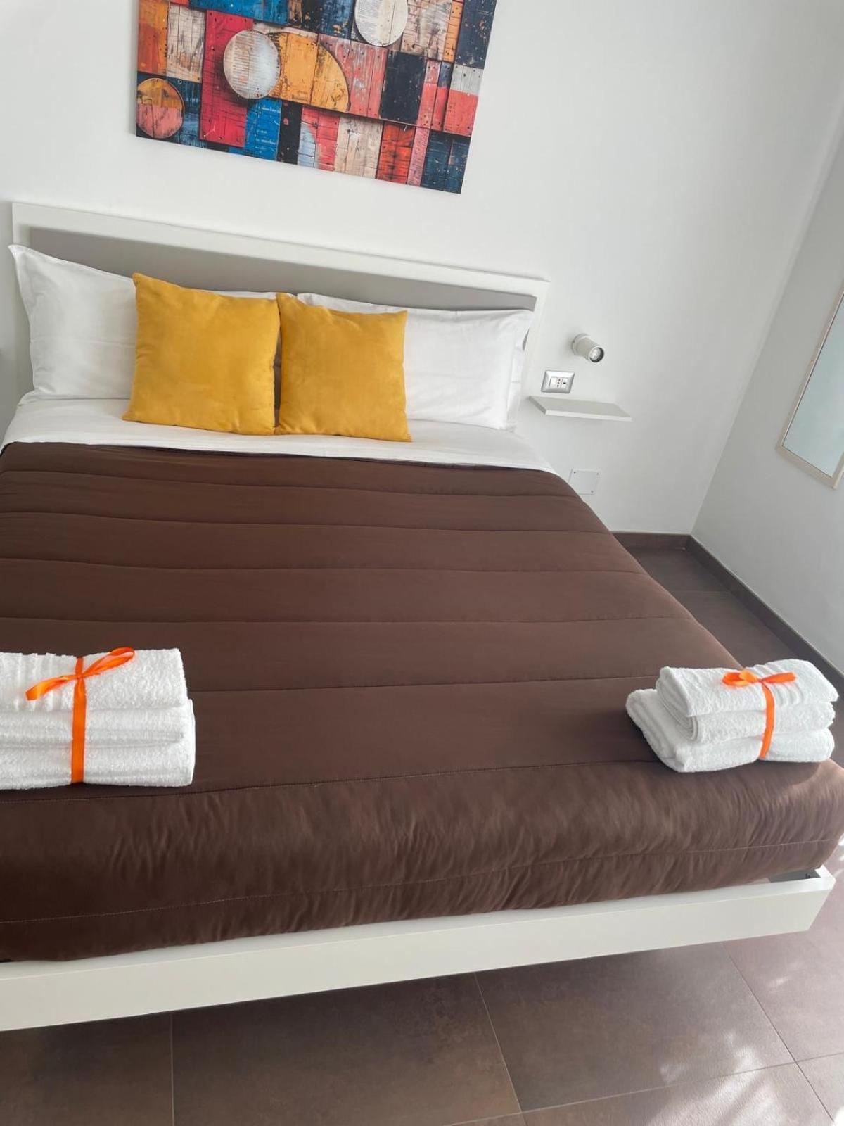 Stepahouse Zona San Paolo Elegante Bilocale A 2 Minuti Dalla Metro B Apartment Rome