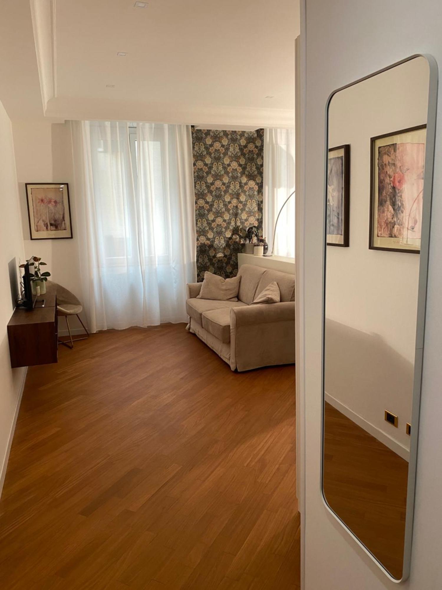 Apartment In Colosseum Rome
