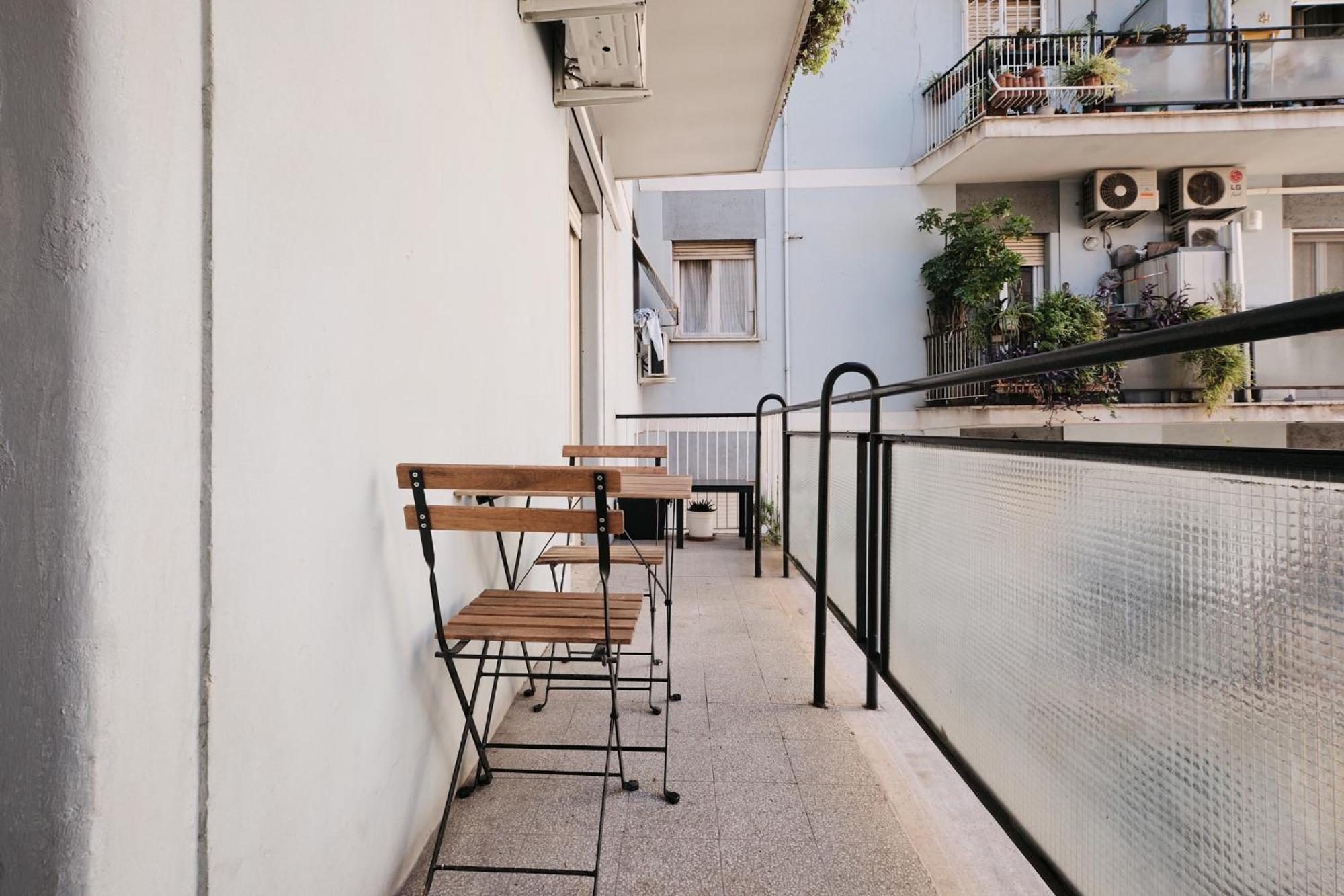 Apartment A Few Minutes From The Colosseum - Free Wi-fi & Netflix Rome