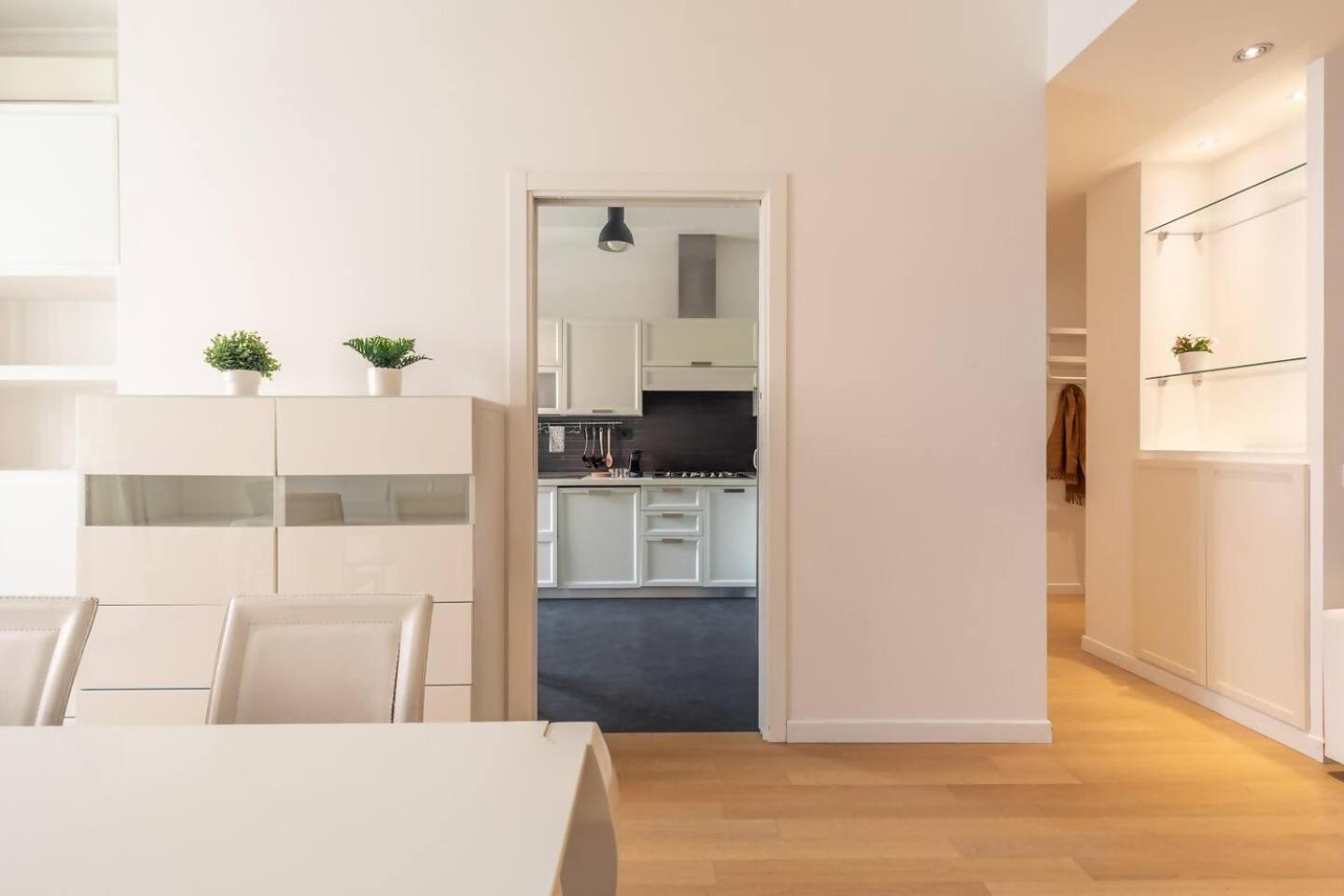 Apartment Elegante E Luminoso Con Metro Vicina Rome