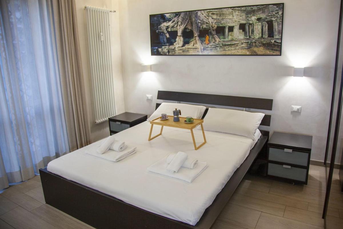 Luxury In Steps From Metro A Cornelia *