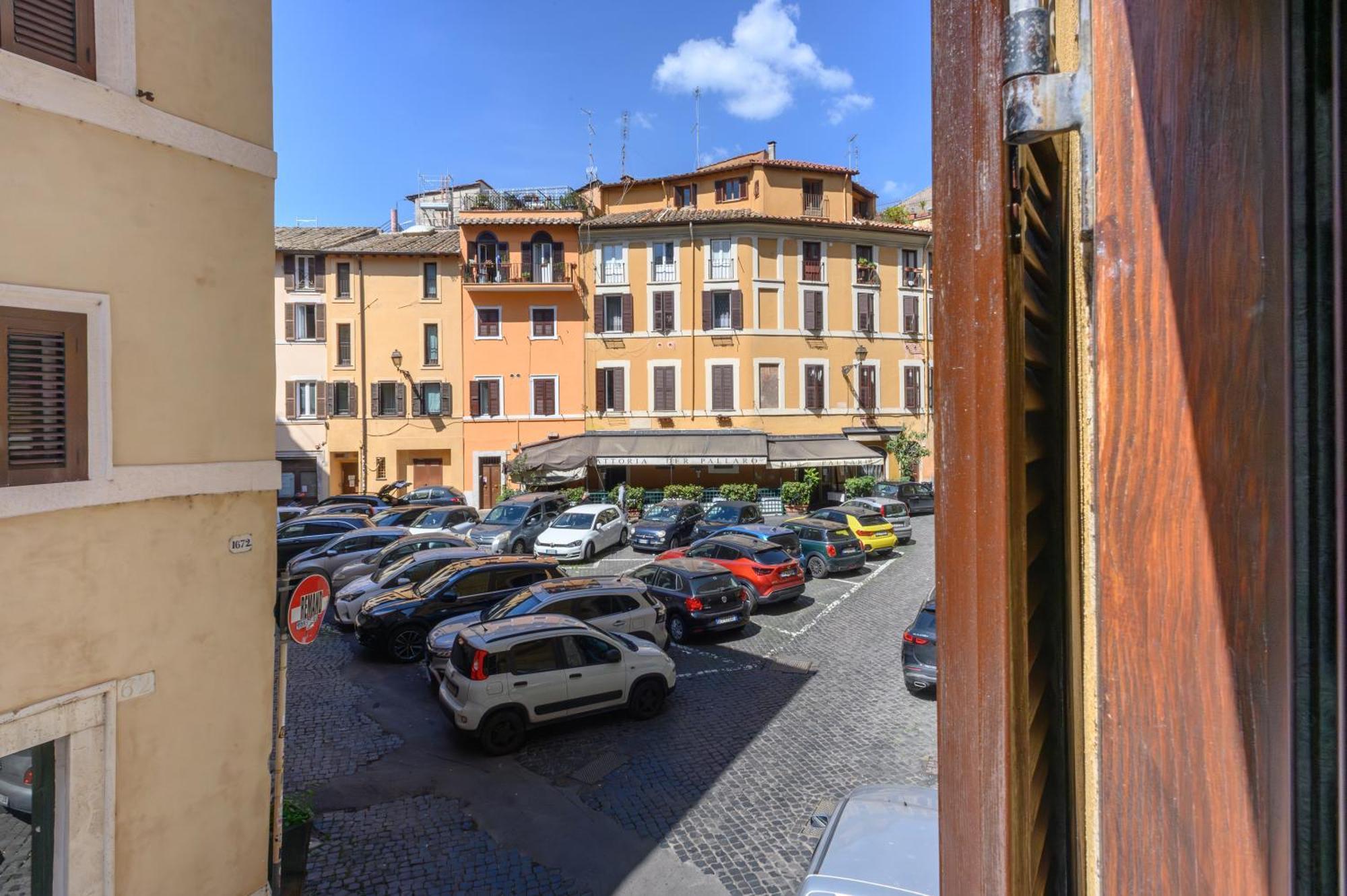 Puccini Flat