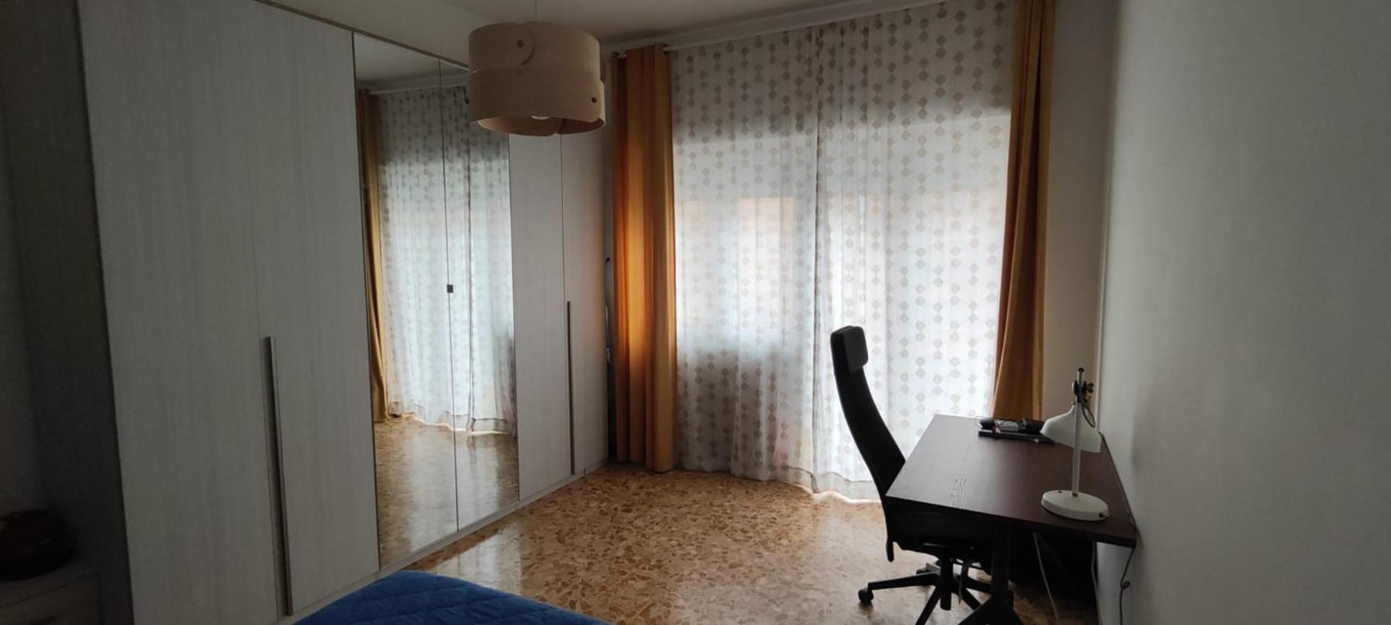 Casa Con Lorenzo Homestay Rome