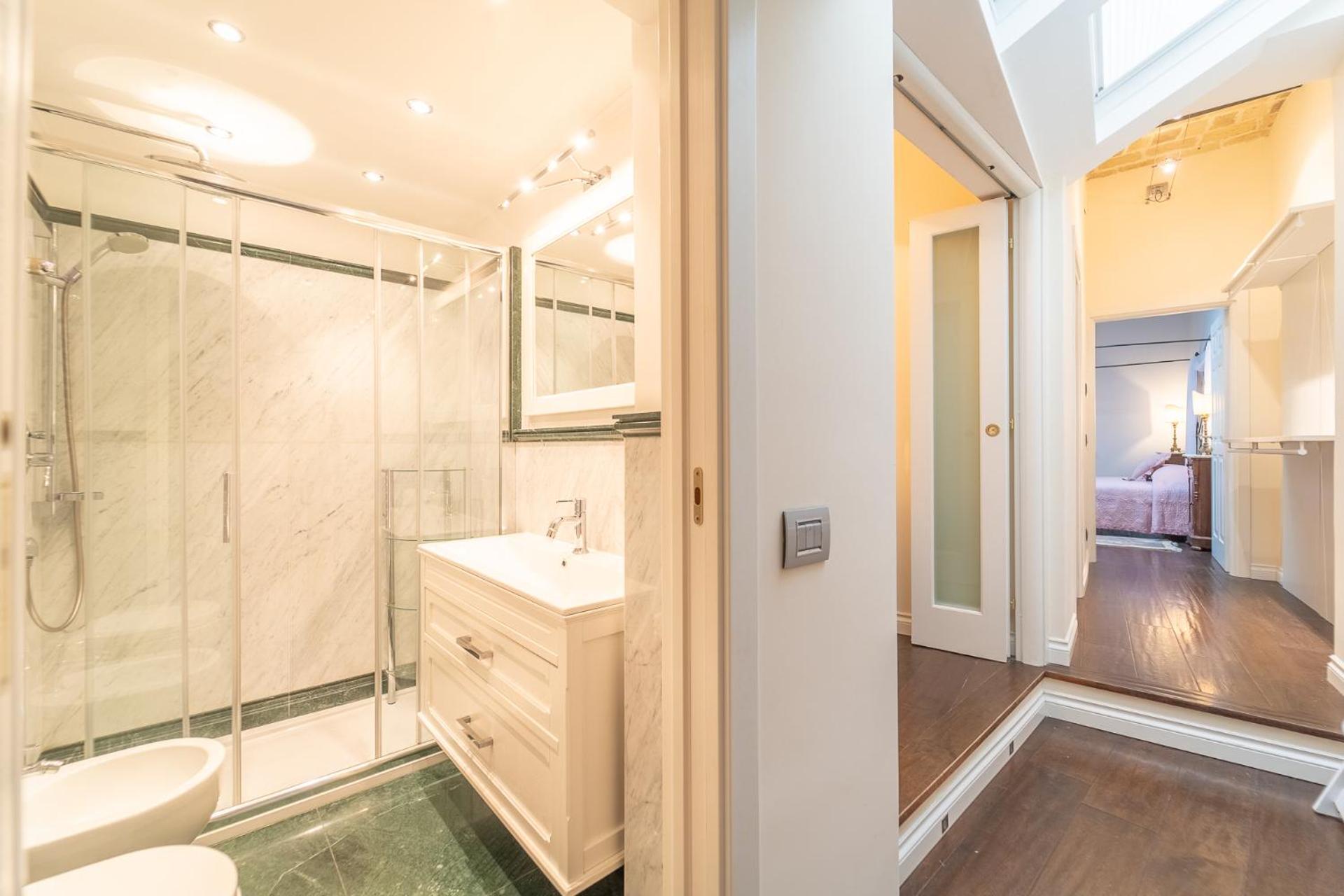 Family Retreat In The Heart Of The Ghetto By Houseeds Apartment *