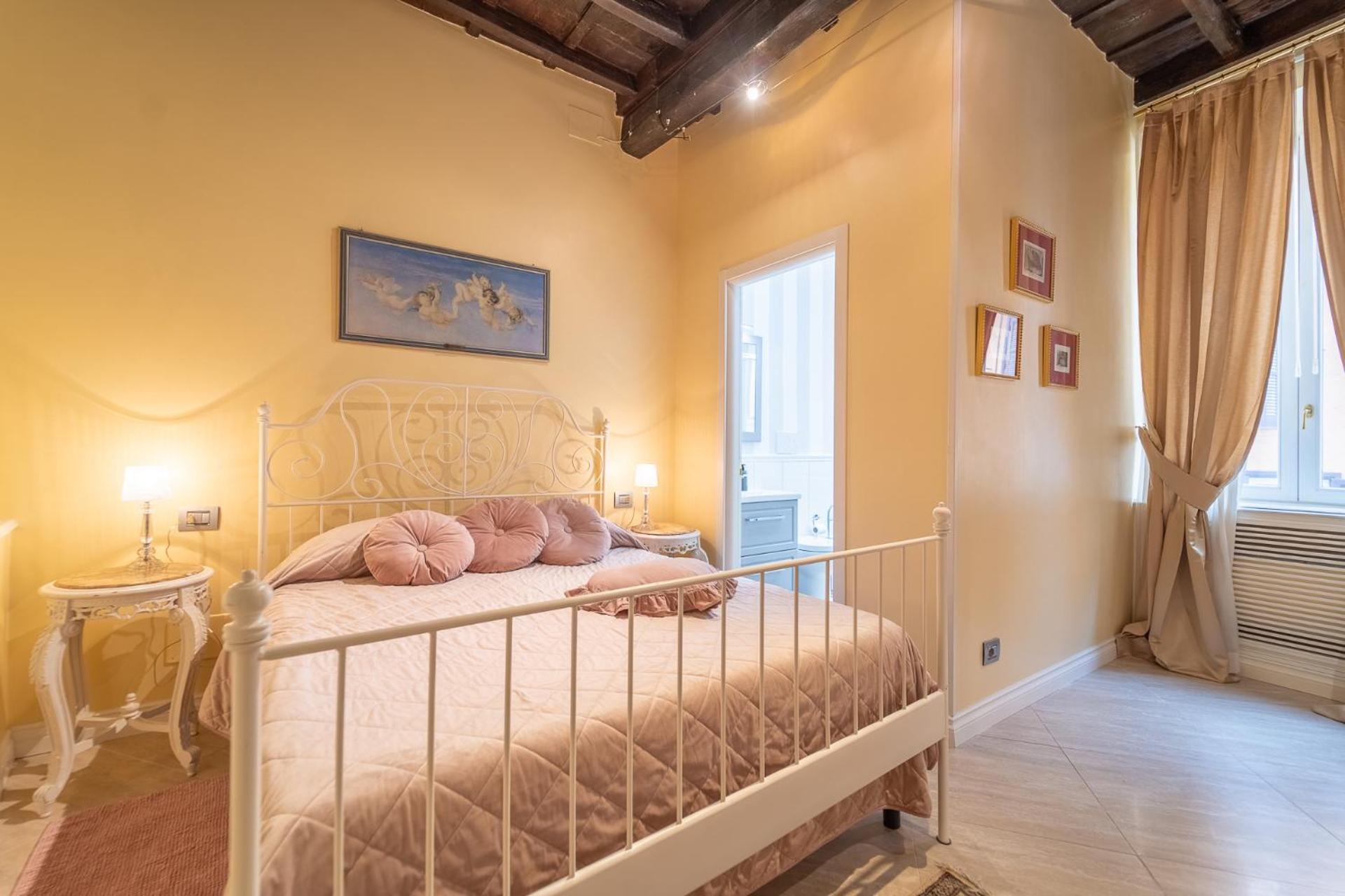 Apartment Secret Luxury Retreat In The Heart Of The Ghetto By Houseeds Rome