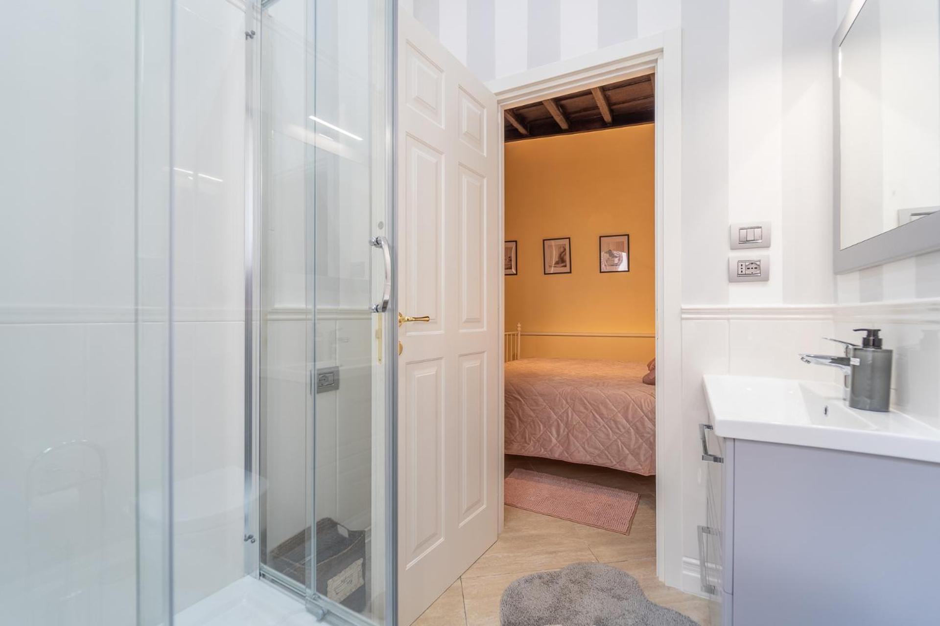 Secret Luxury Retreat In The Heart Of The Ghetto By Houseeds Apartment *