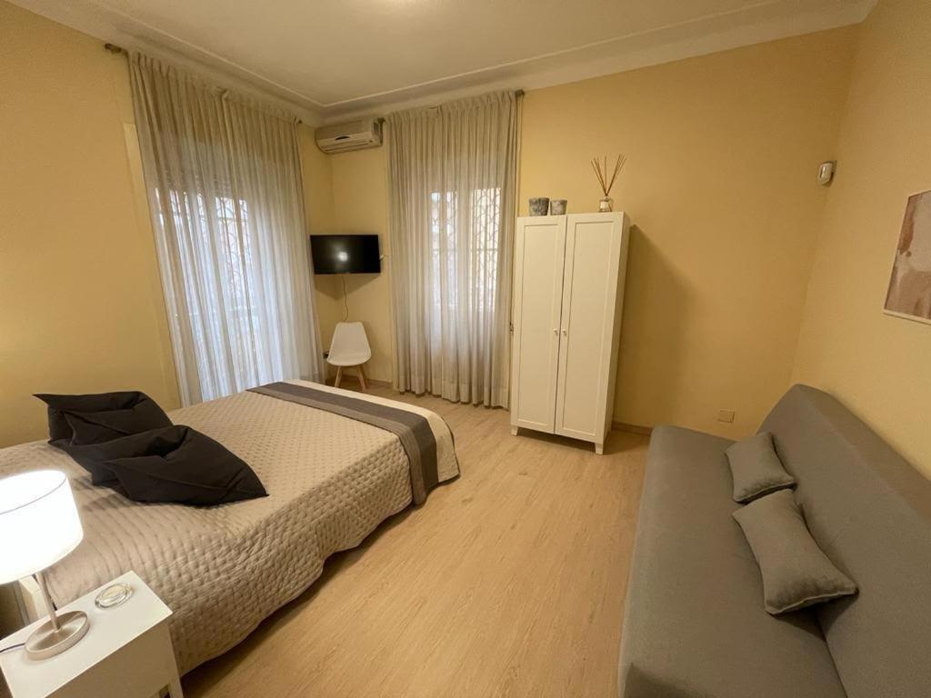 Superior Vatican Key Apartment