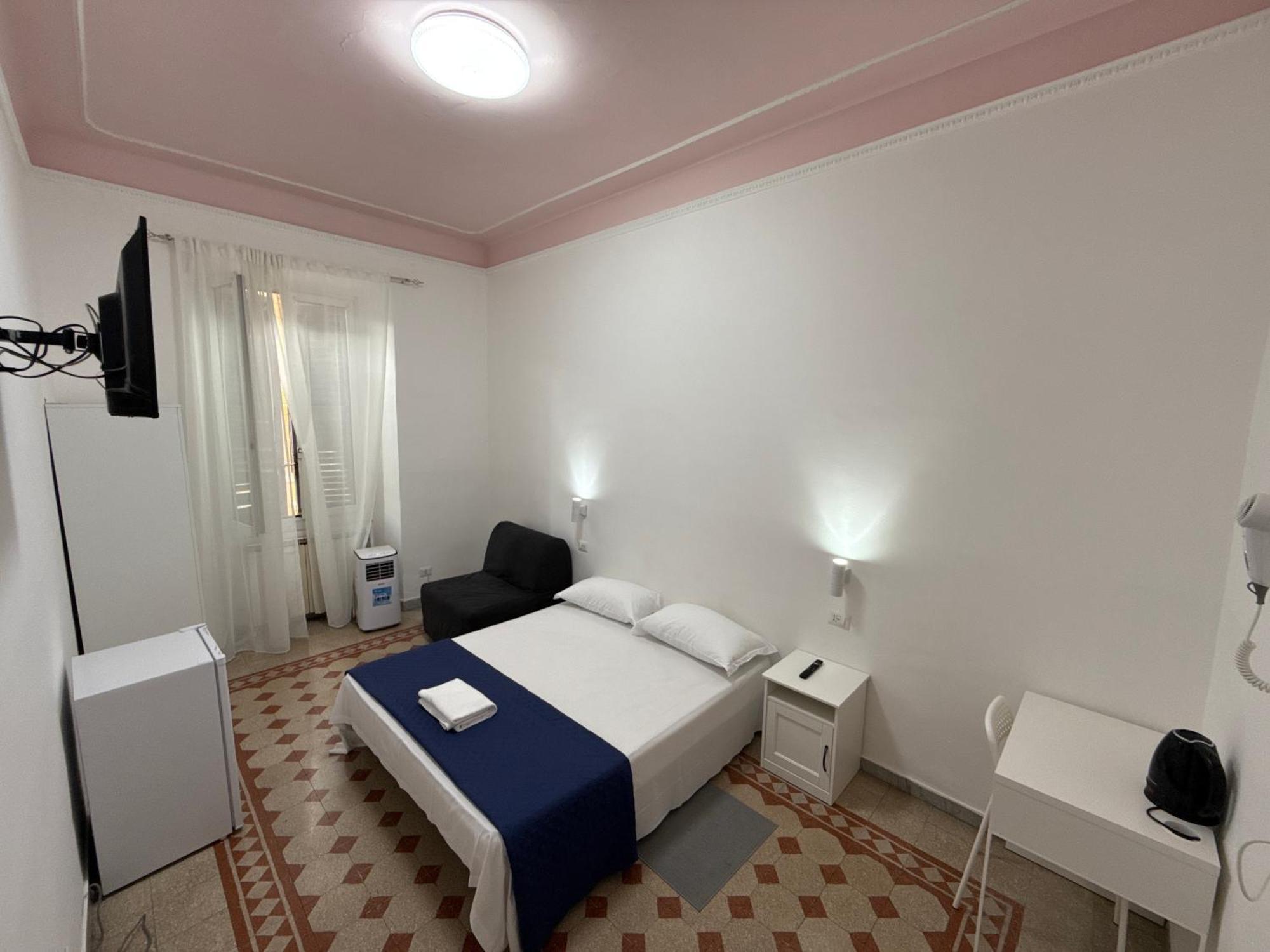 Bella * Rome