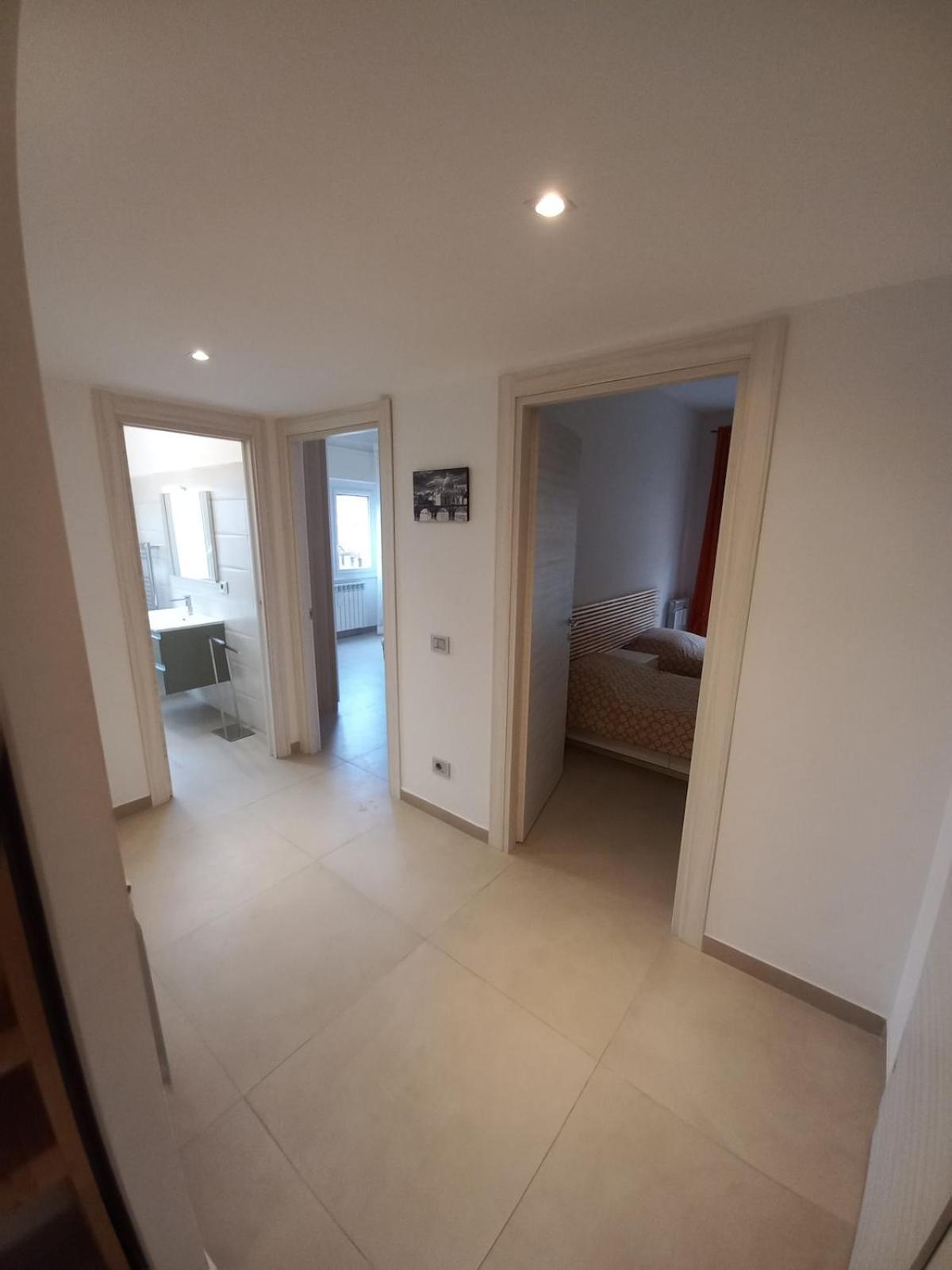 Locazione Turistica A Centocelle Apartment *