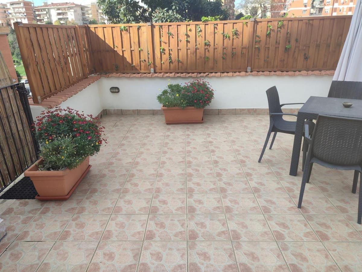 Gemelli San Pietro Colosseum Apartment