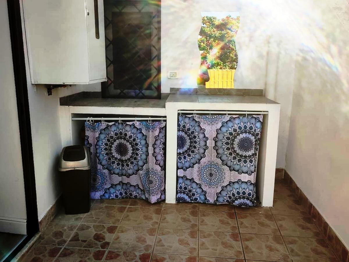 Gemelli San Pietro Colosseum Apartment *