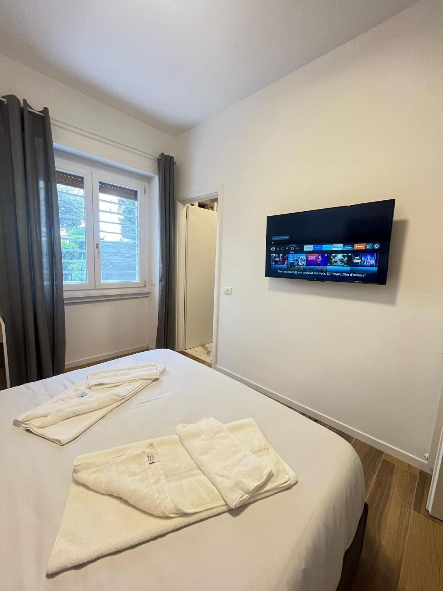 Apartment Casa Miseno, Independent Near Metro B Rome