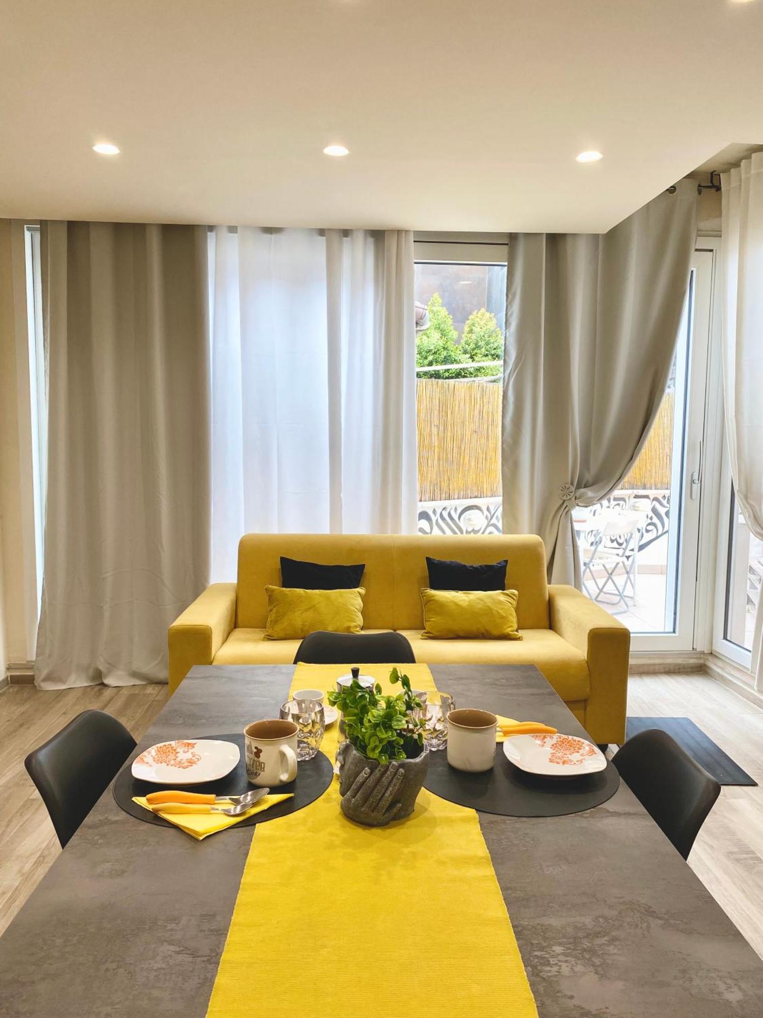 Apartment Piramide Romantic